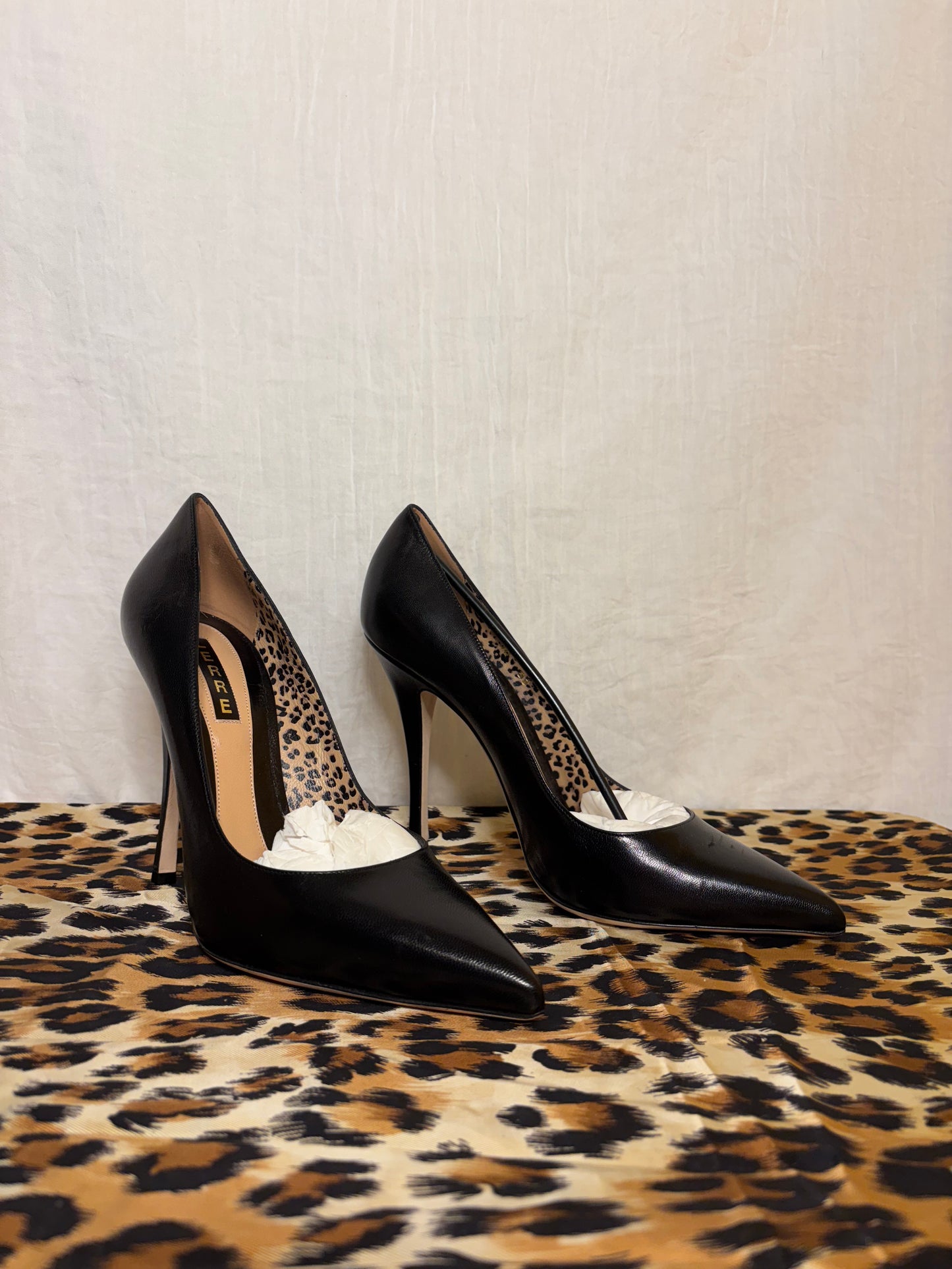 Escarpins Lerre noirs en cuir véritable à talons haut T.39