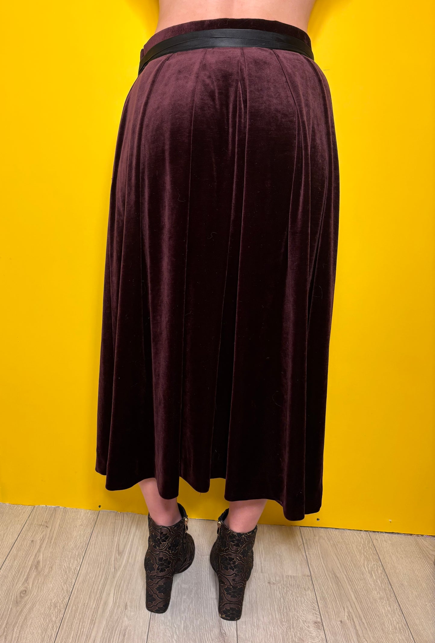 Jupe longue burgundy en velours avec ceinture satin Gérard Pasquier Paris T.44