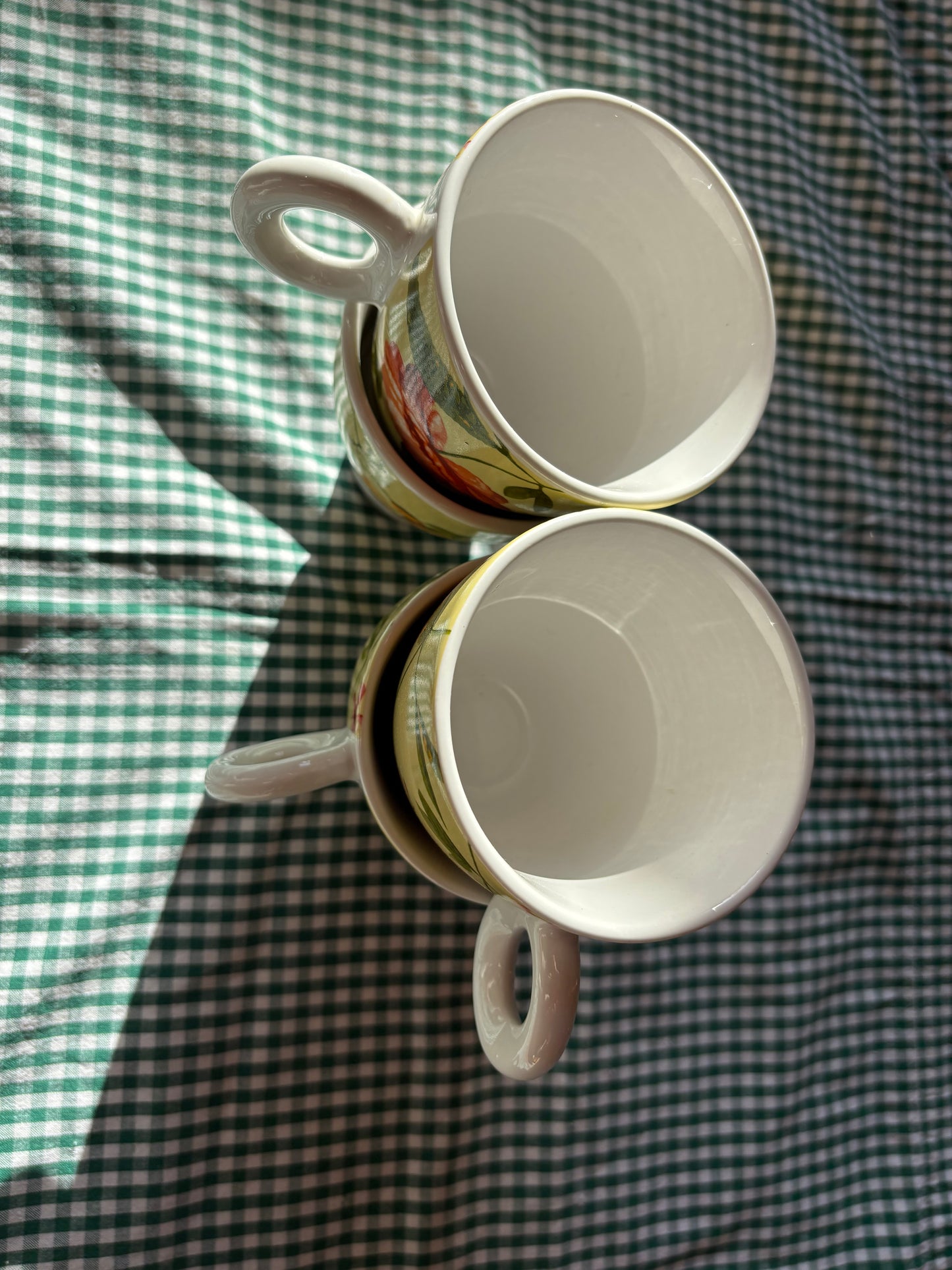 Lot de 4 tasses Luminarc en porcelaine à motif fleuri