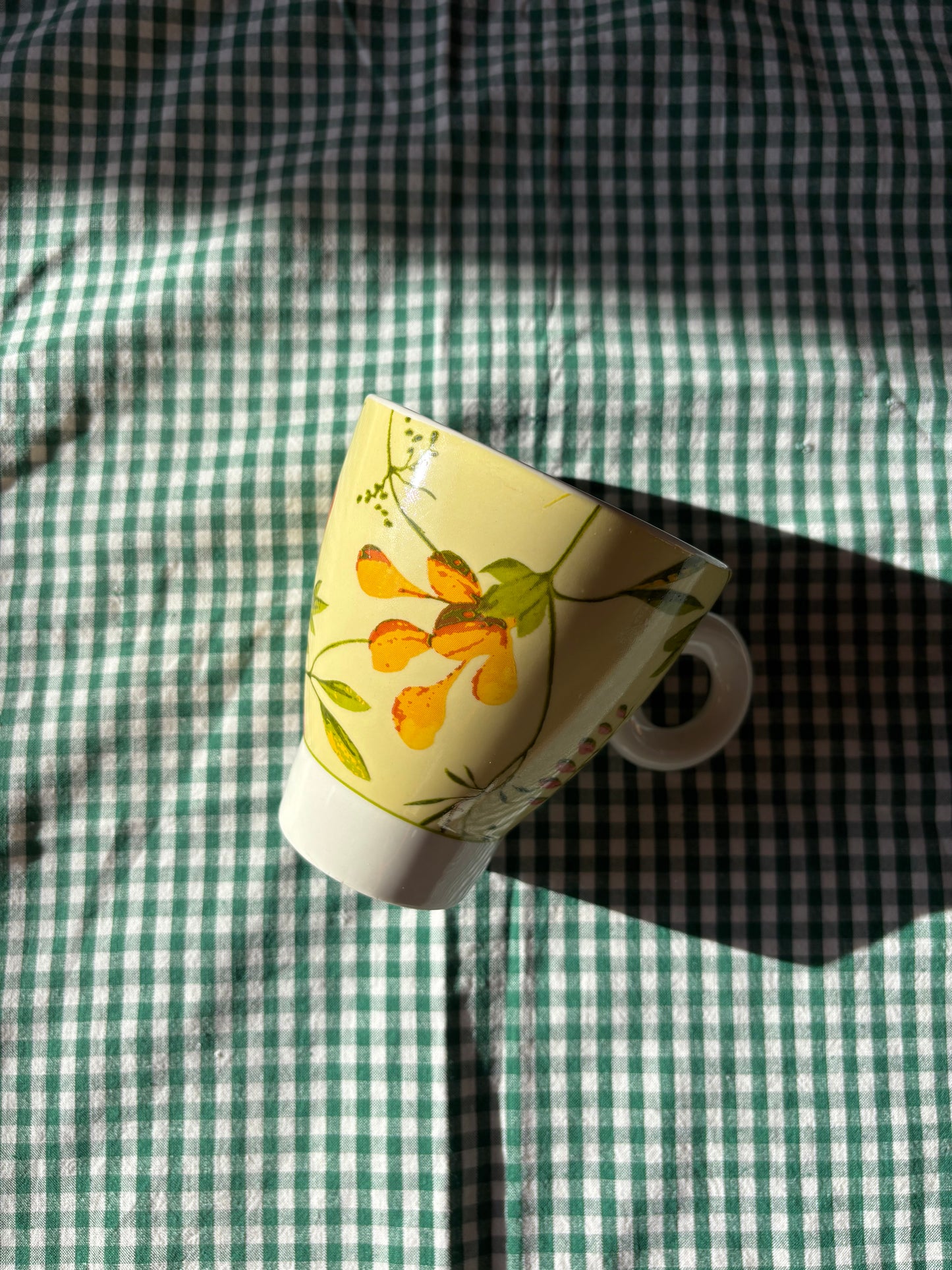 Lot de 4 tasses Luminarc en porcelaine à motif fleuri