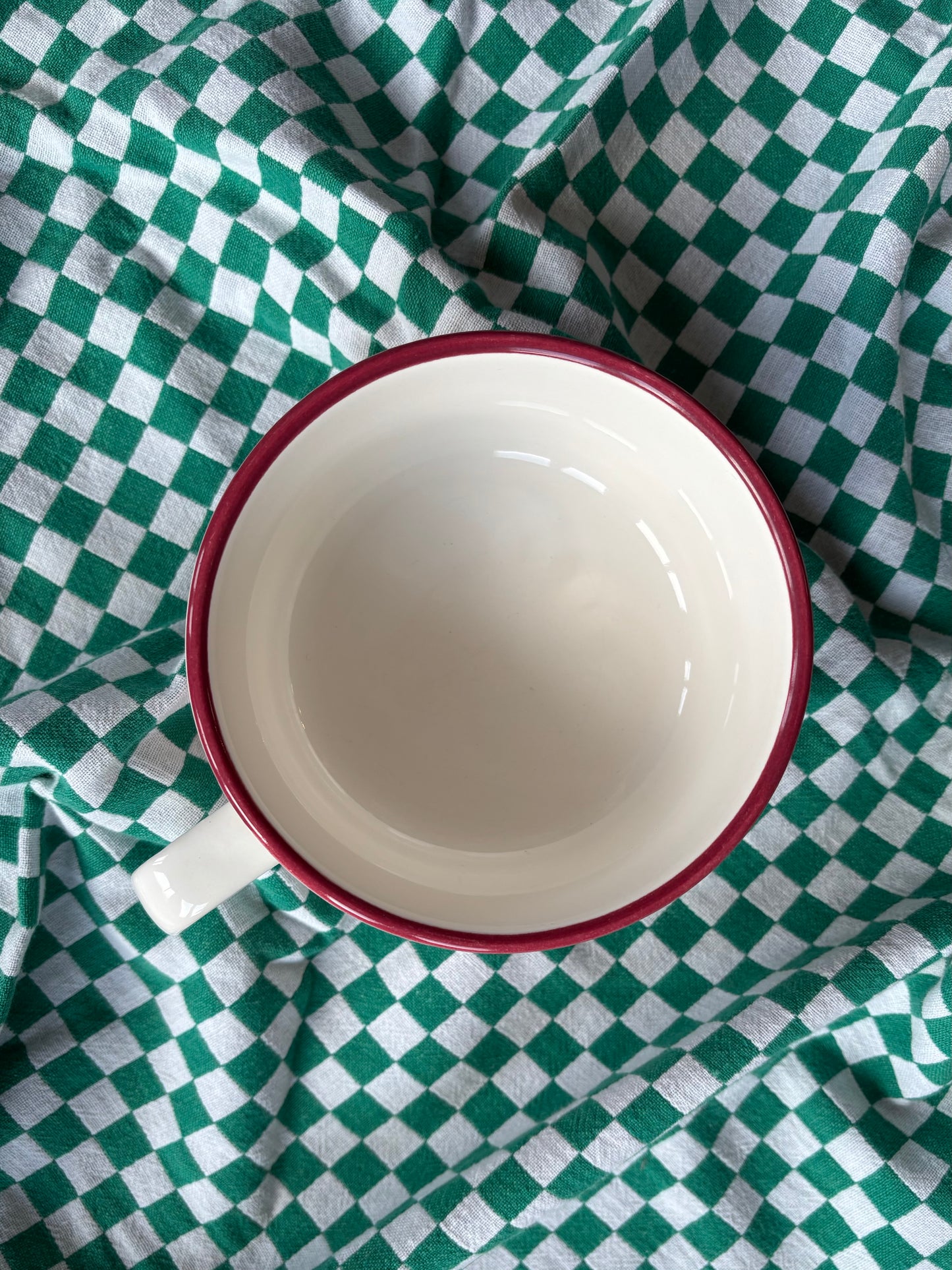 Grande tasse Casual Dining Inheritance Tableware by MaryAnn Baker motif illustration de basketball