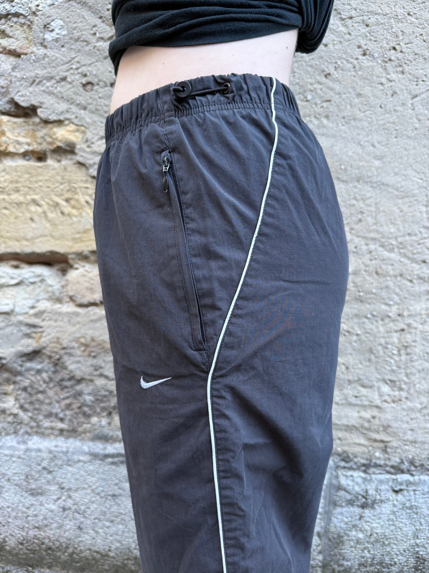 Jogging Nike noir T.M