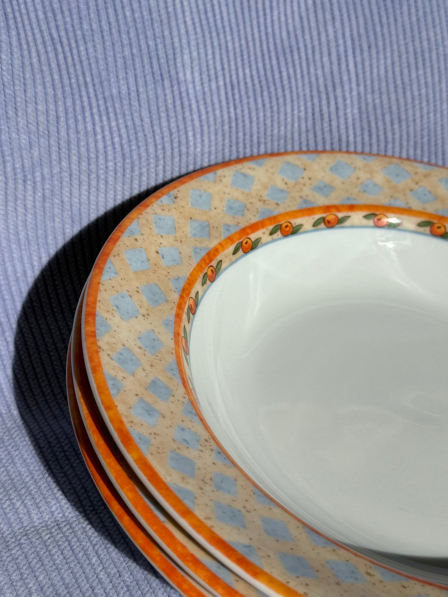 Trois assiettes creuses Villeroy & Boch Gallo Design Switch 4 Navarra
