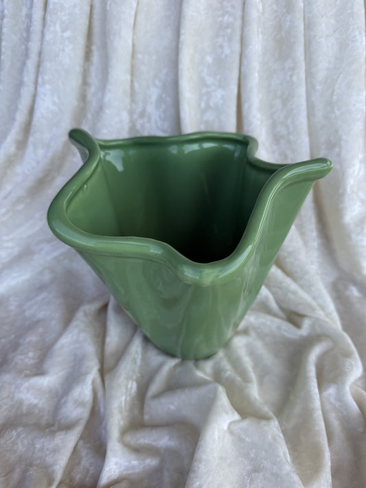 Pot de fleurs en céramique forme originale