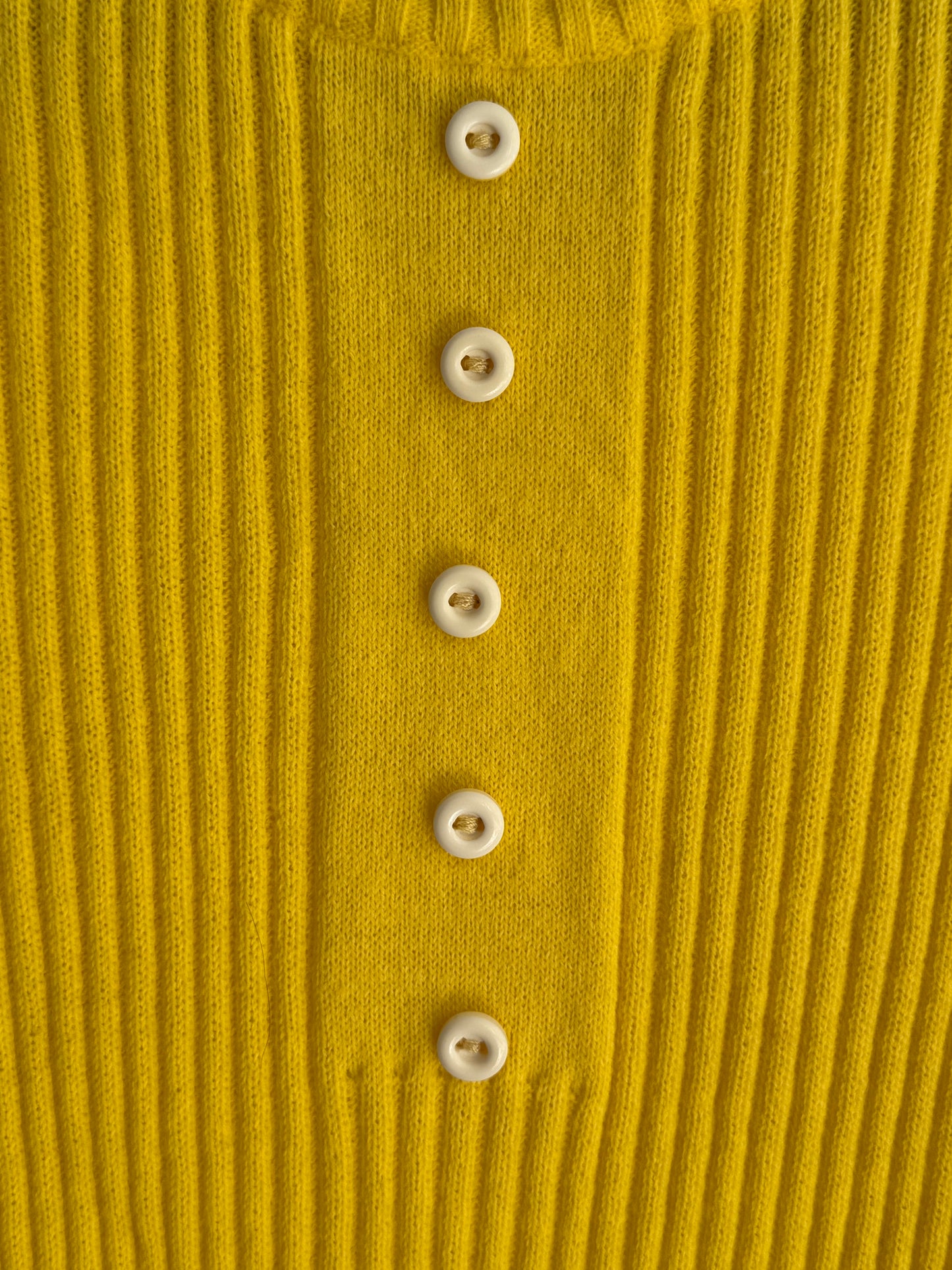 T-shirt en maille jaune vintage T.S-M