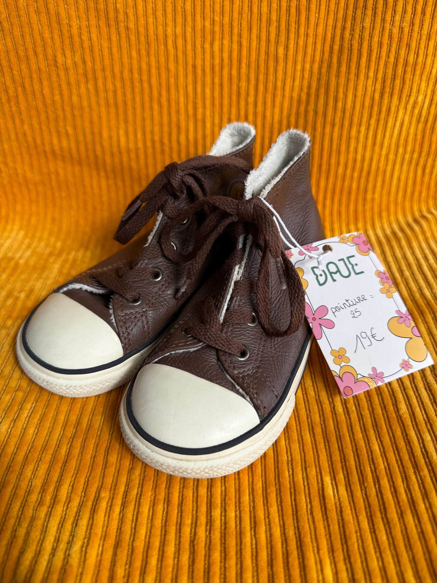 Converses Chuck Taylor All Star enfant en cuir marron T.25