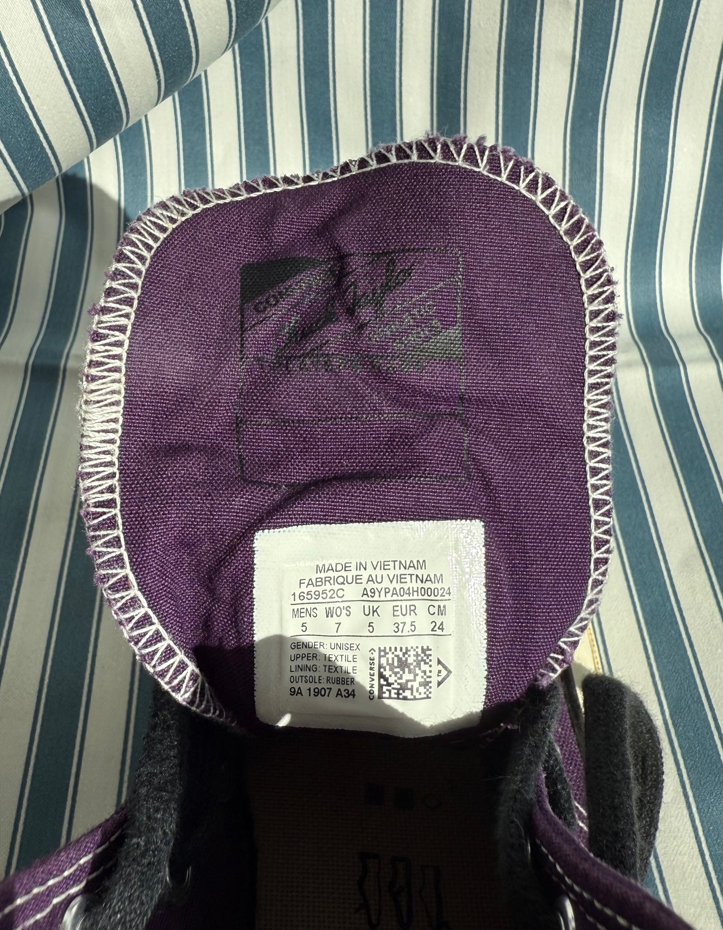 Converses Chuck Taylor All Star 70 en toile violette lacets noirs T.37.5