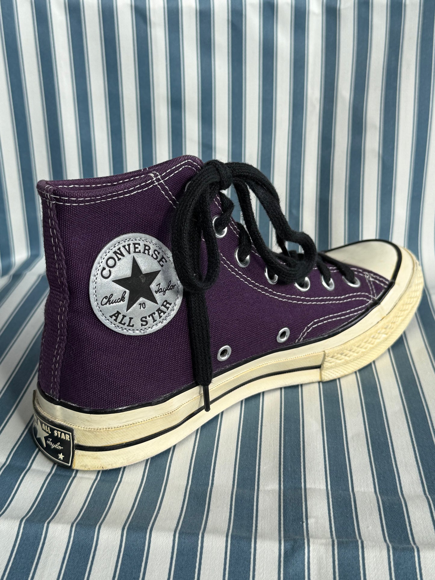 Converses Chuck Taylor All Star 70 en toile violette lacets noirs T.37.5