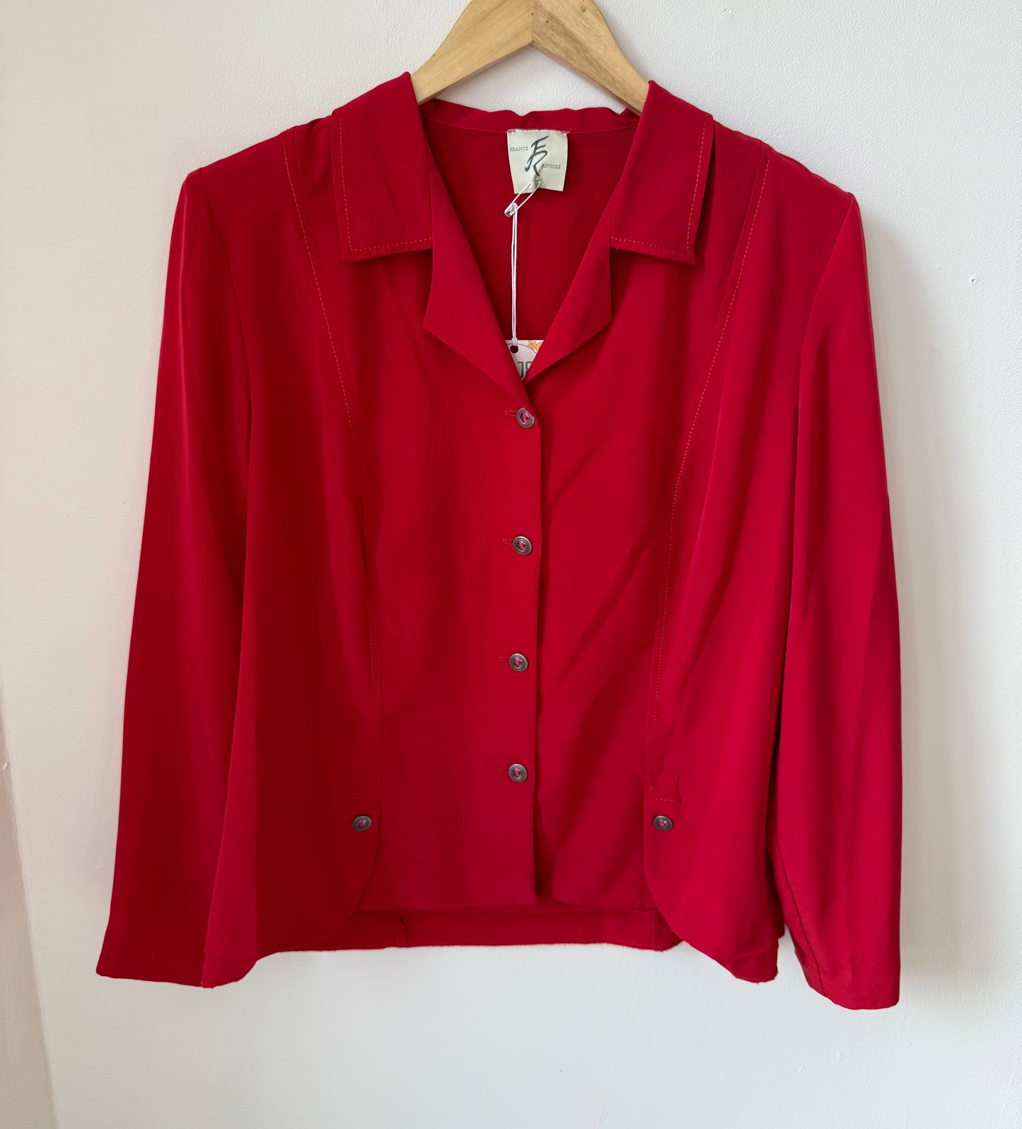 Chemise rouge avec épaulettes France Rivoire T.M