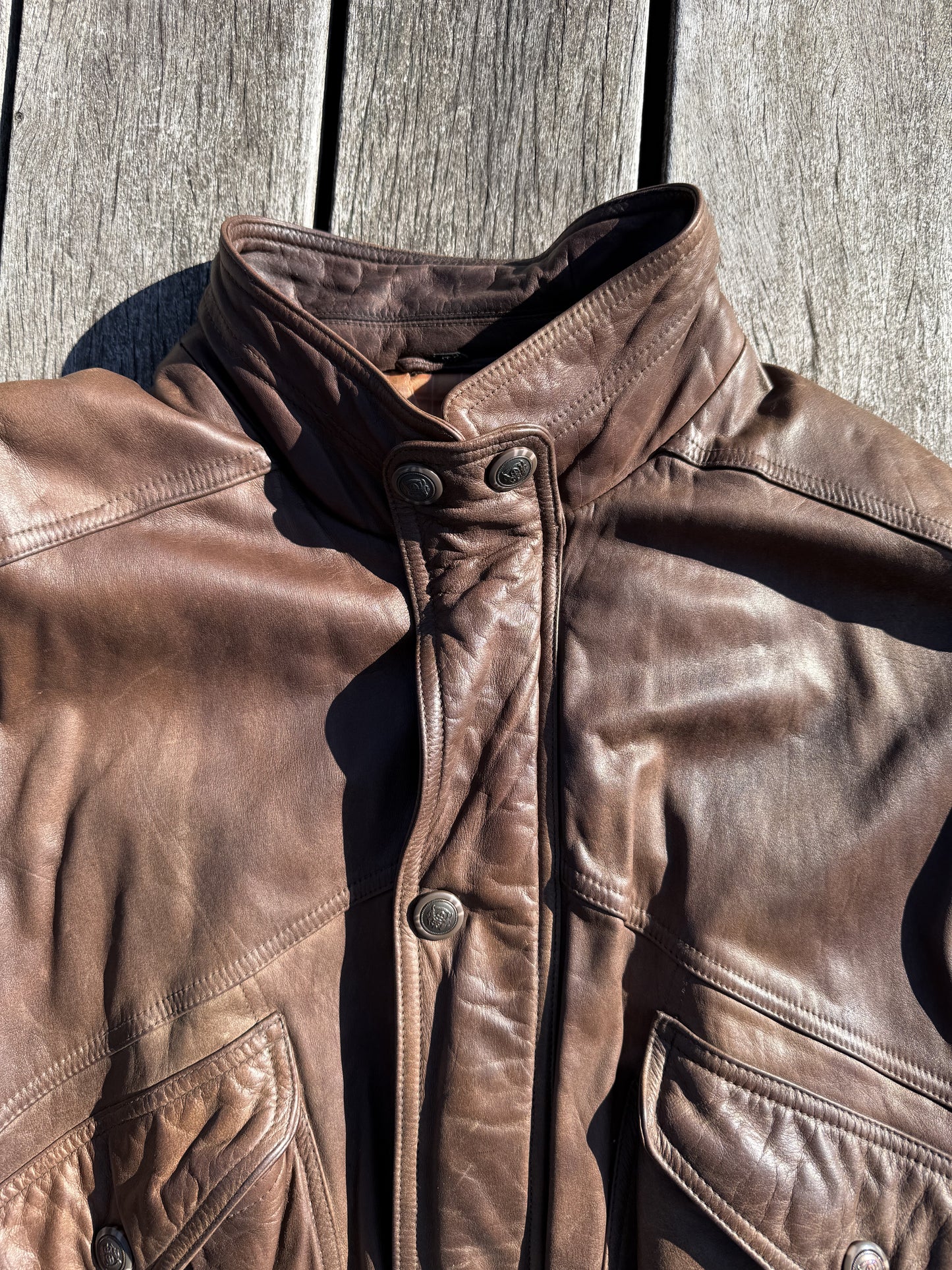 Veste en vrai cuir vintage T.52 / XL