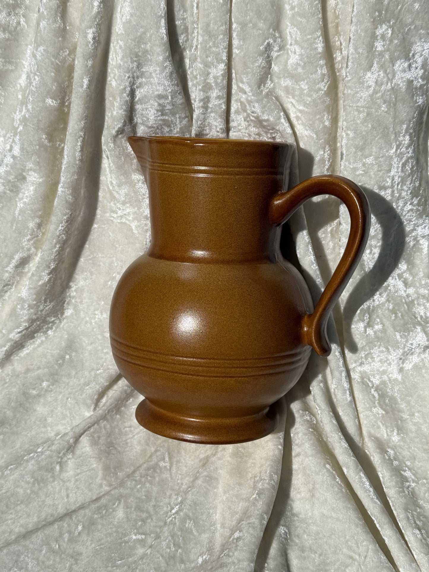Carafe en grès