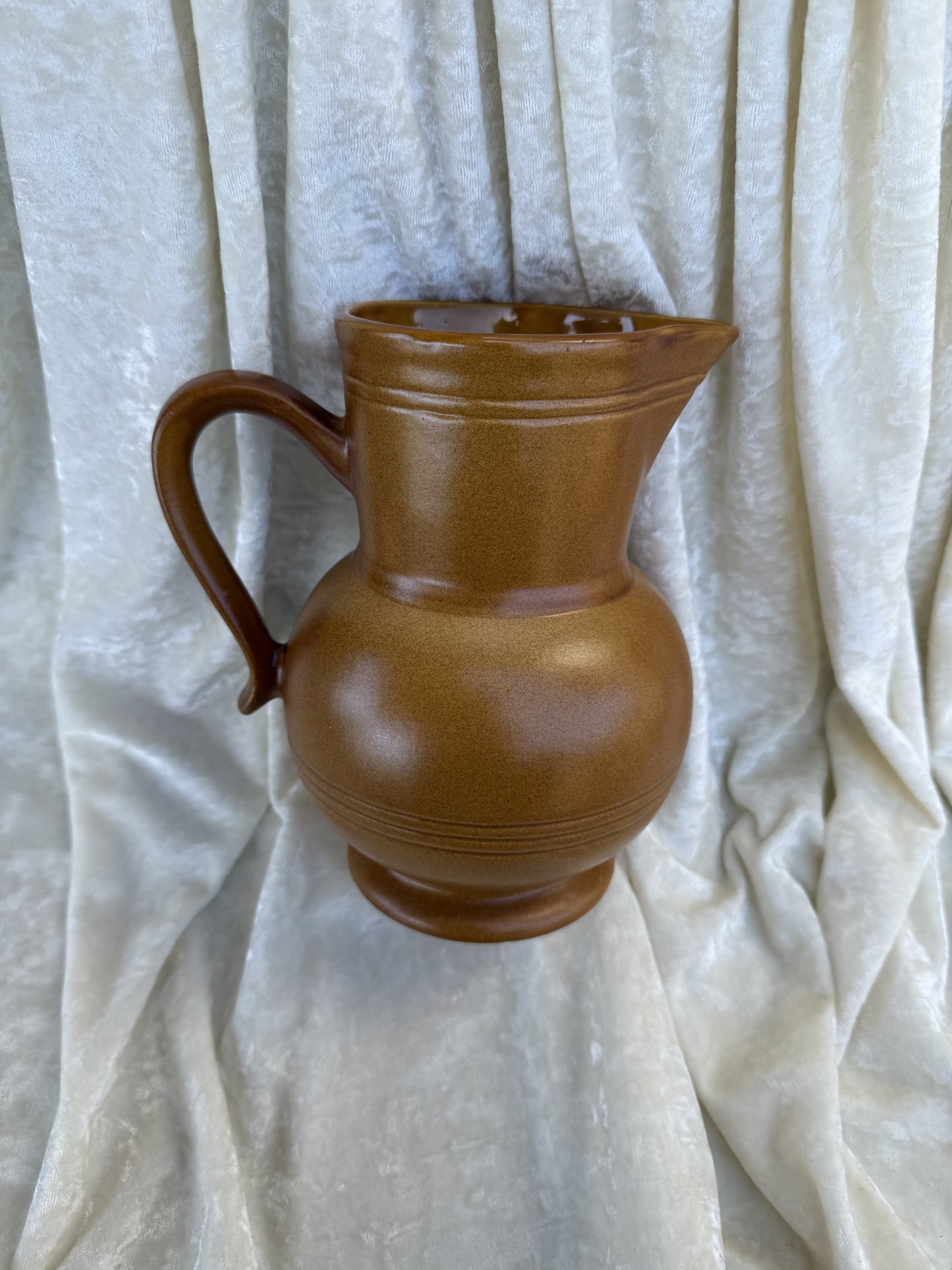 Carafe en grès
