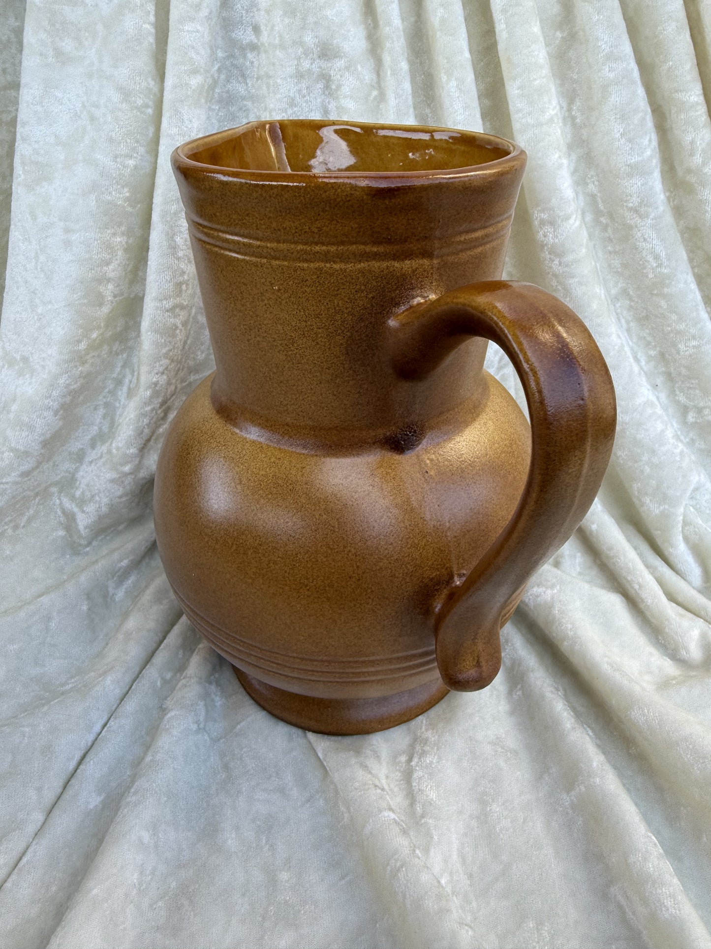 Carafe en grès