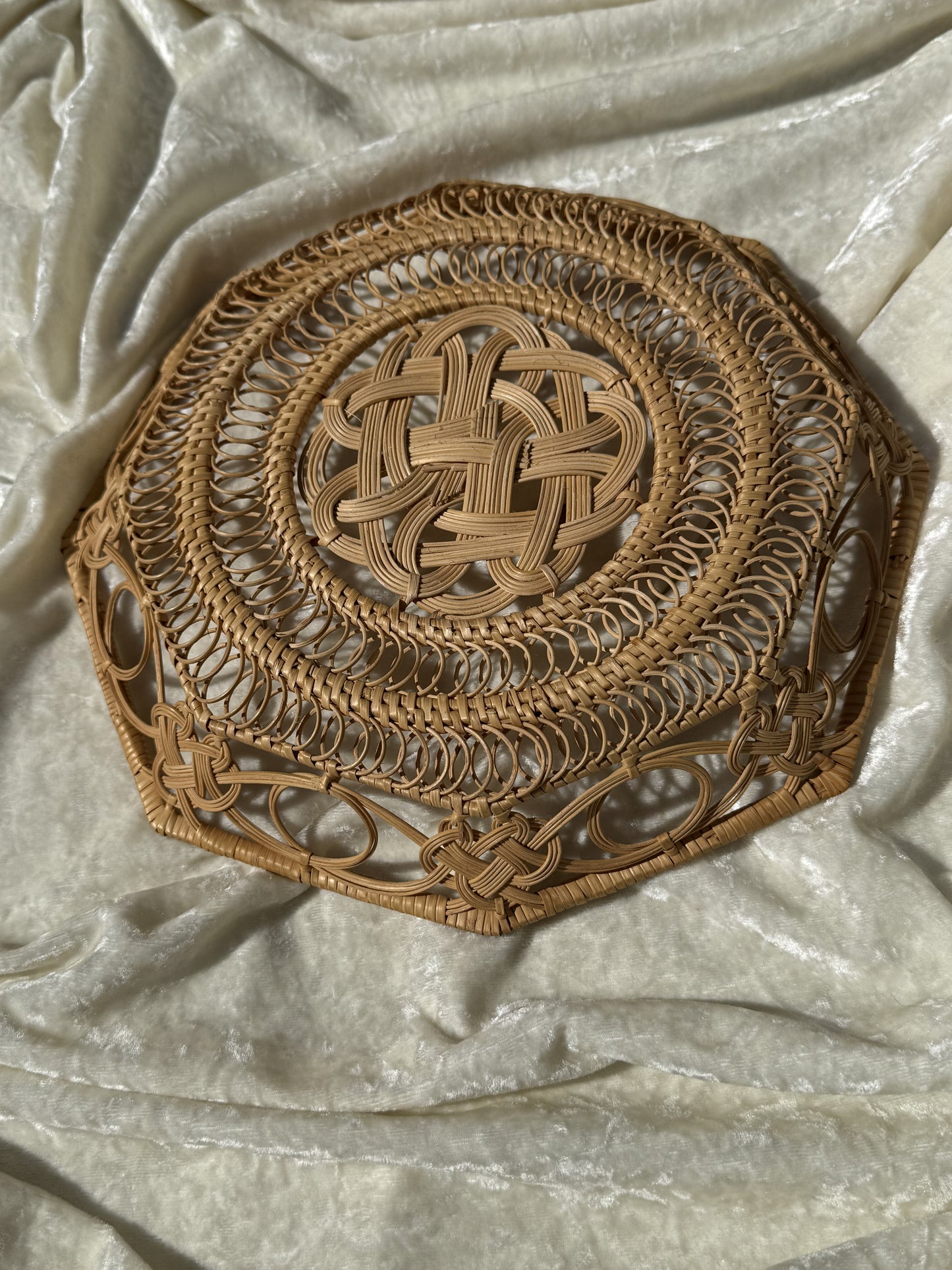 Panier / corbeille en forme octogonale