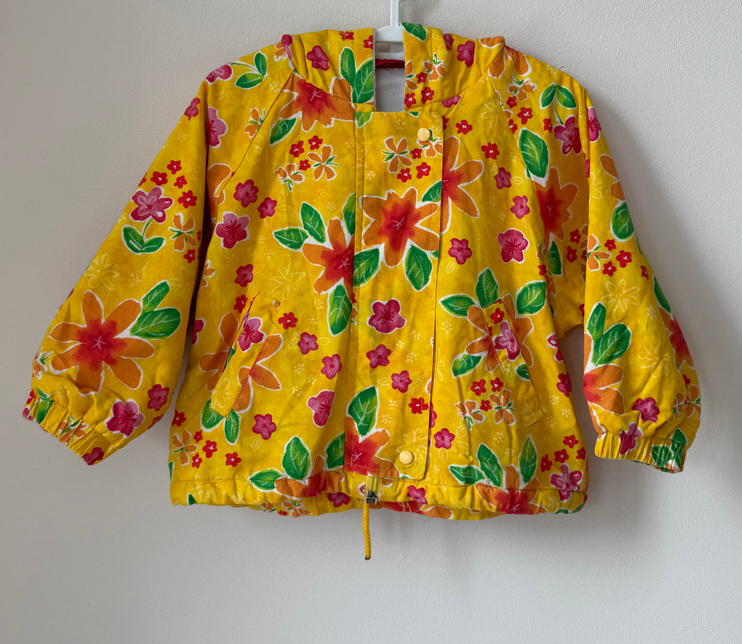 Veste fleurie Kiabi vintage intérieur tissu éponge T.18 mois