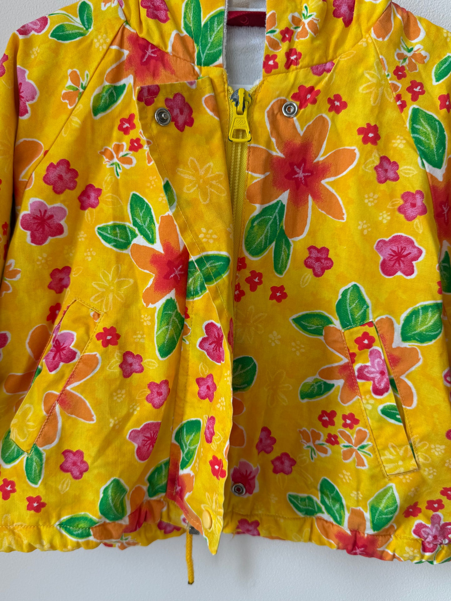 Veste fleurie Kiabi vintage intérieur tissu éponge T.18 mois