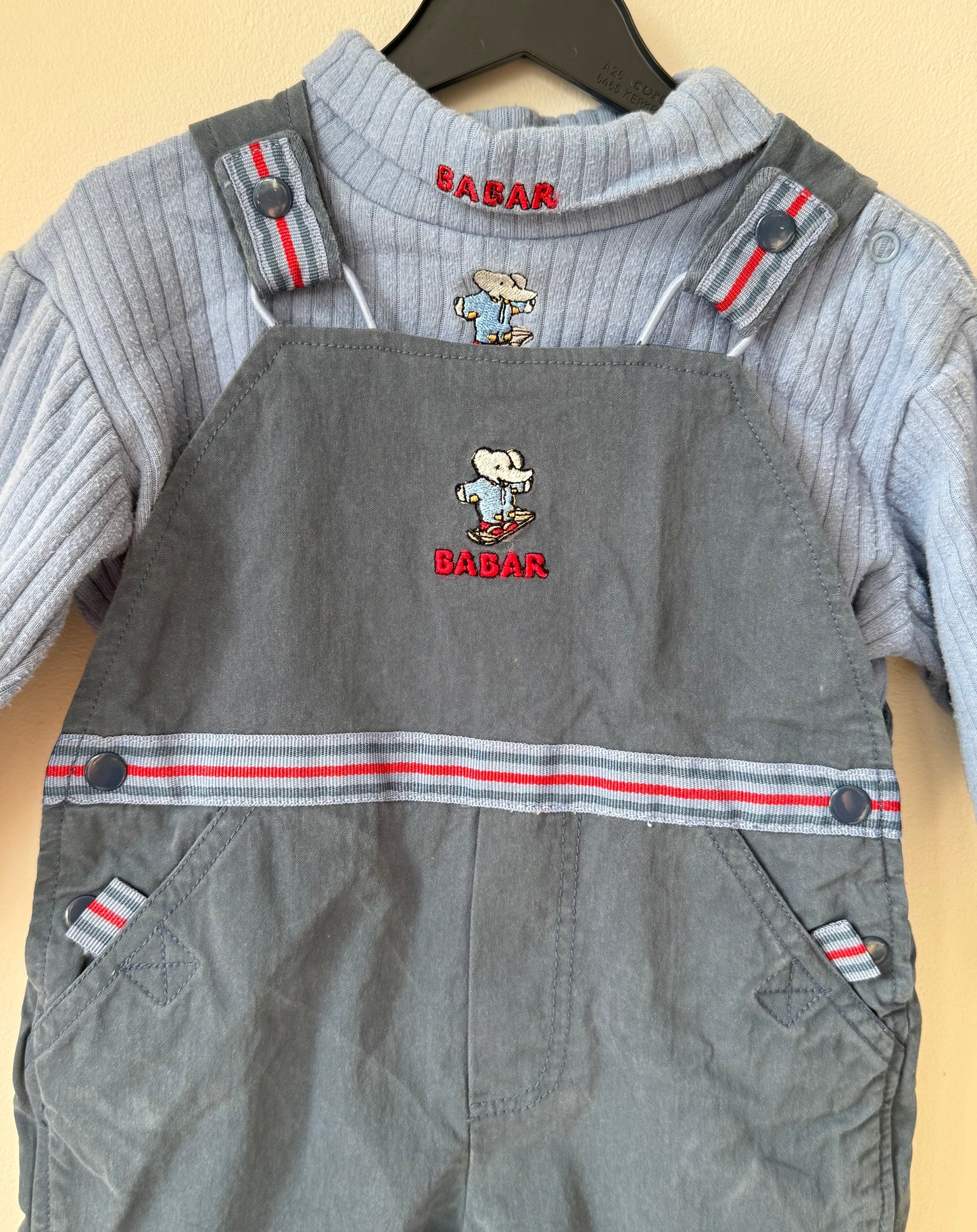 Ensemble salopette + pull Babar Production Z T.12 mois