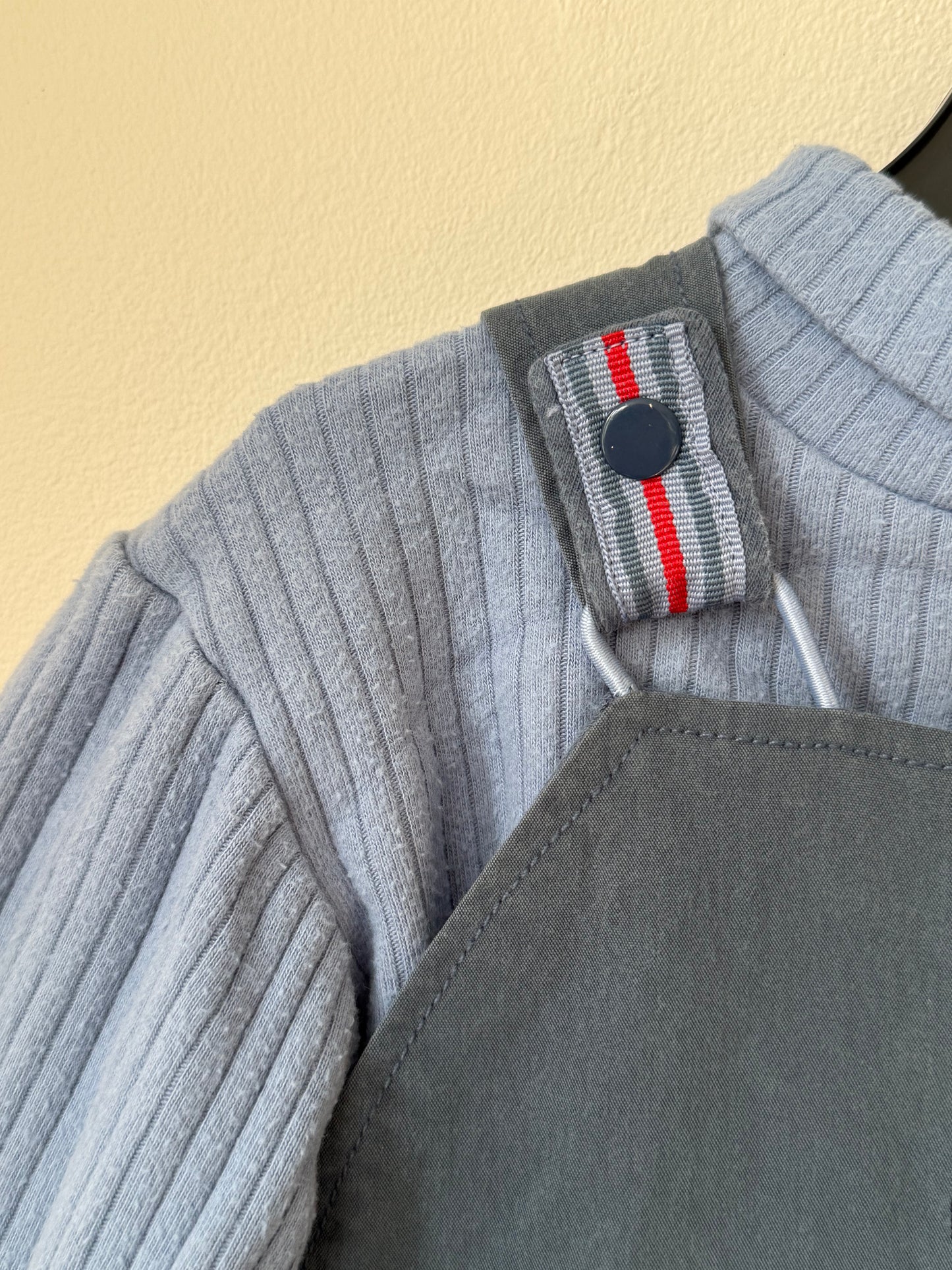 Ensemble salopette + pull Babar Production Z T.12 mois