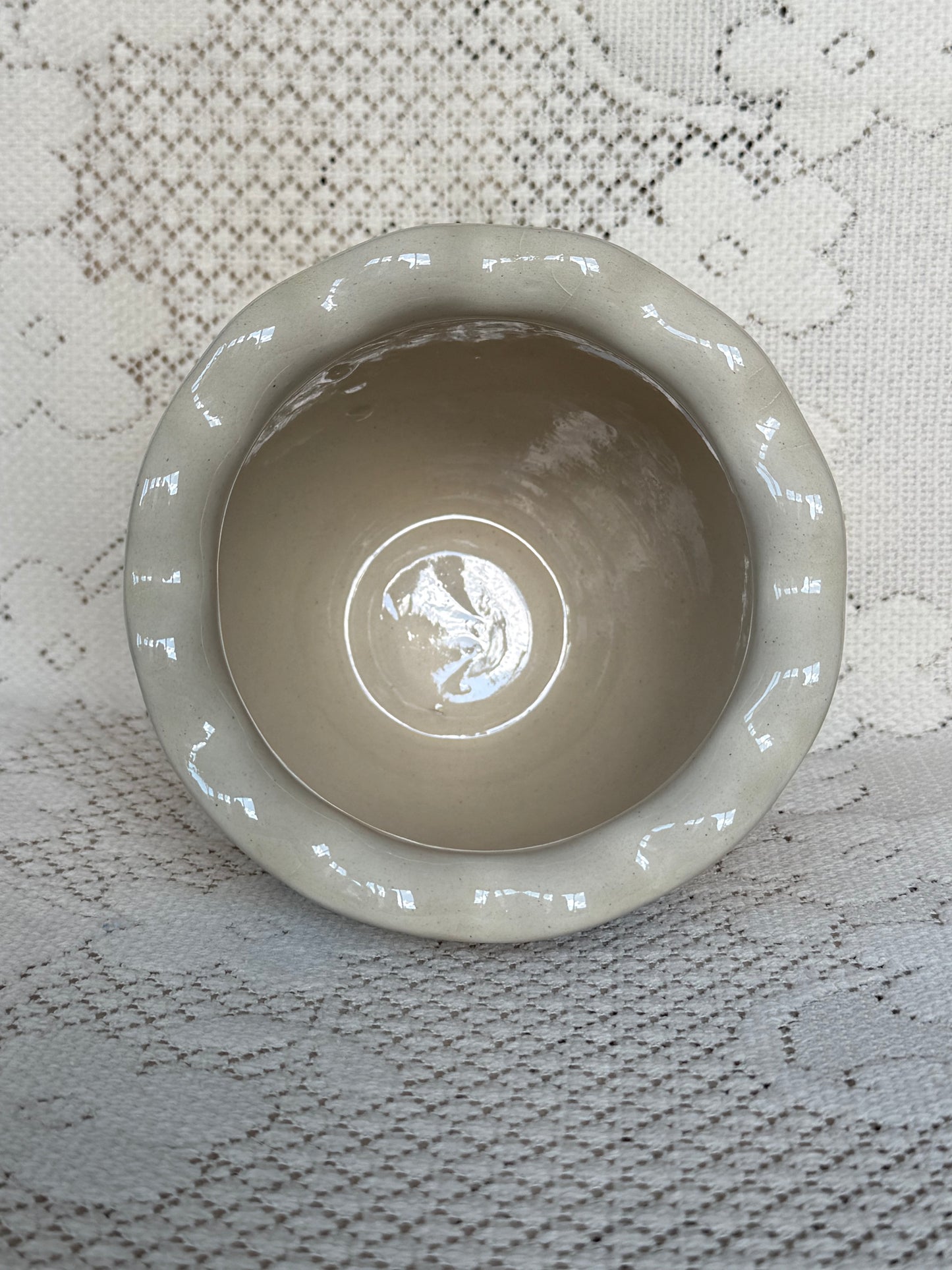 Cache-pot en céramique motif losanges & fleurs bleu, jaune, crème