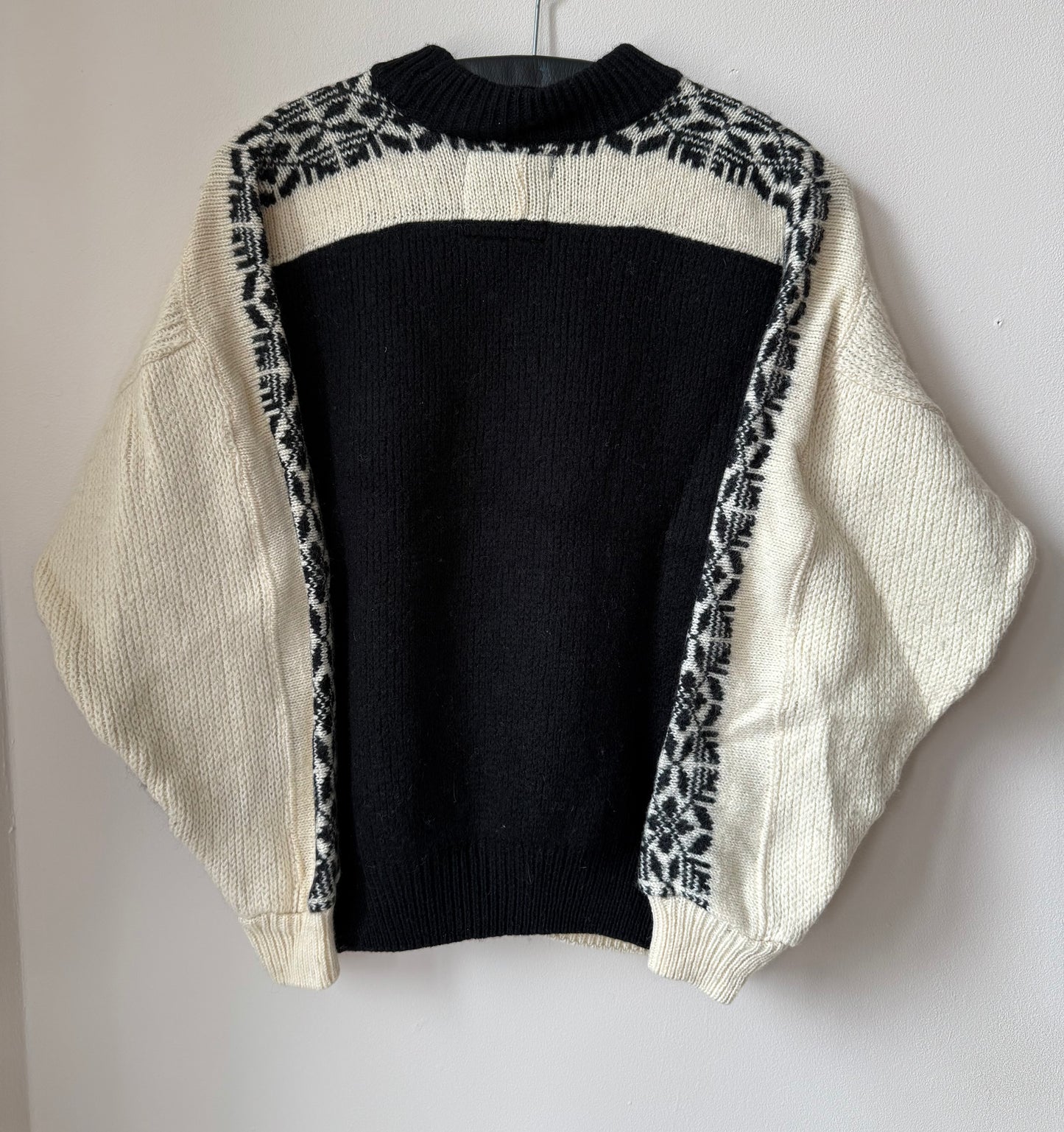 Pull en laine vintage noir et blanc Made in Italy SOS T.XS-S