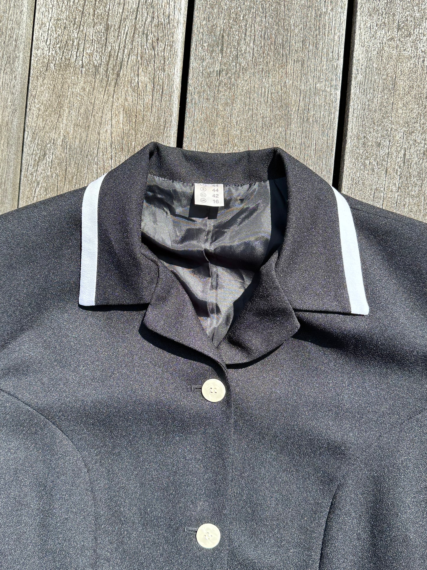 Chemise noire & blanche cintrée à manches courtes T.44