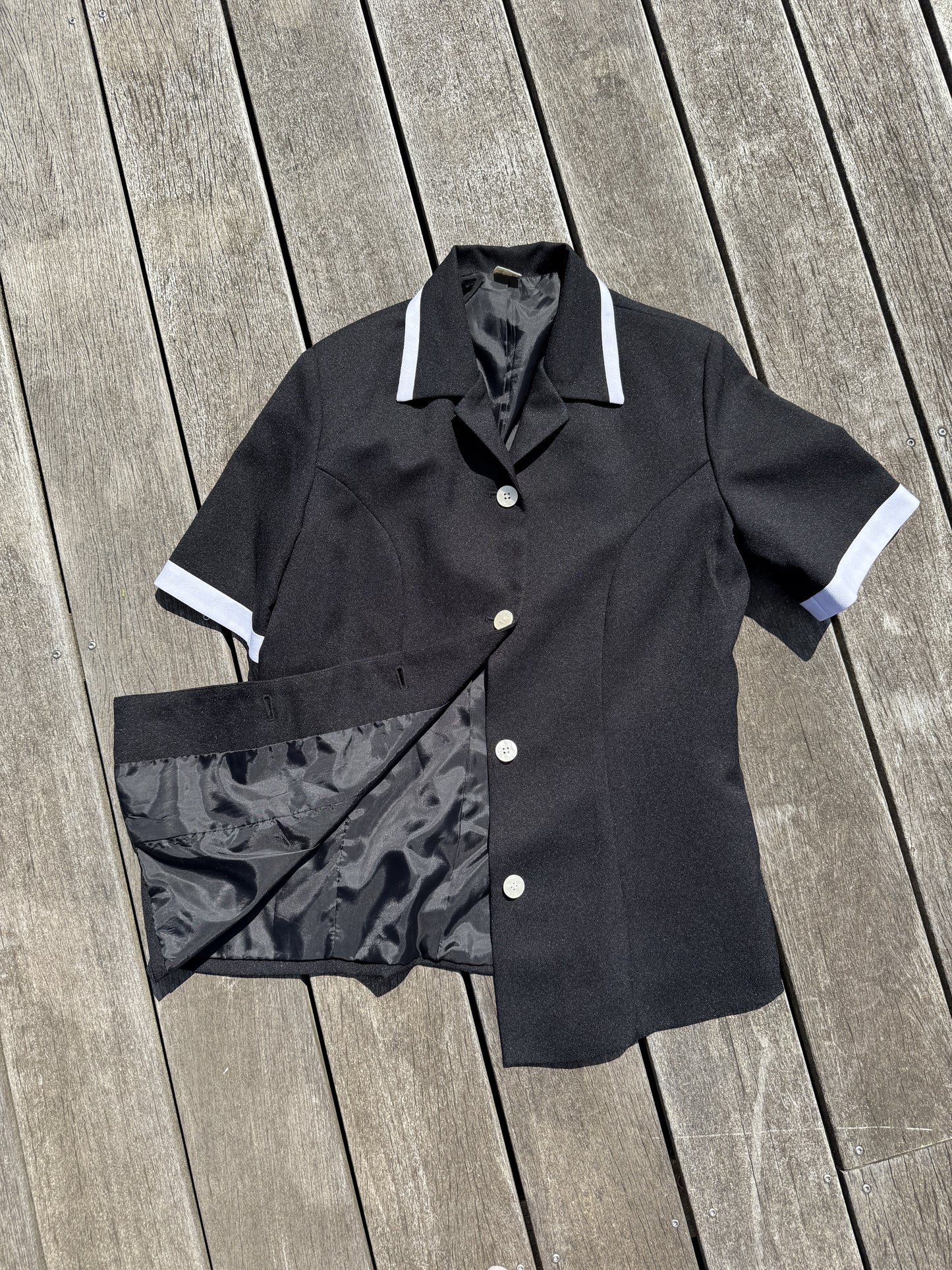 Chemise noire & blanche cintrée à manches courtes T.44
