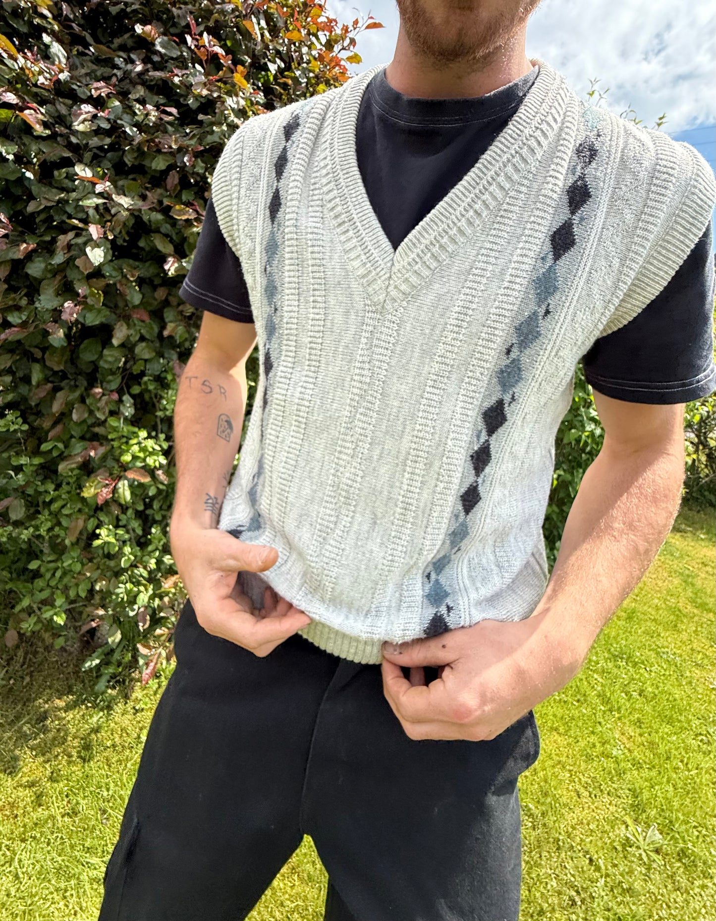 Pull sans manche / gilet  Montagut T.M / L