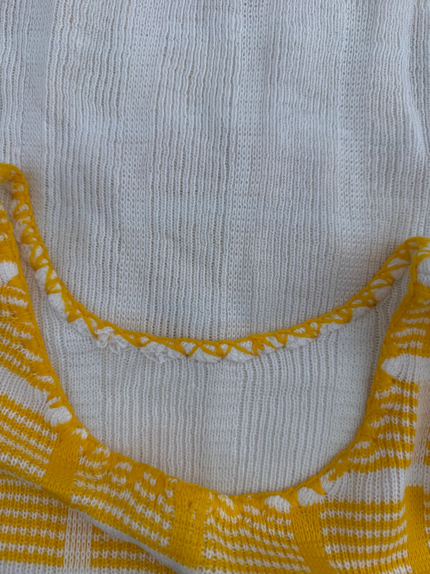 Débardeur à motifs jaune & blanc vintage T.S-M