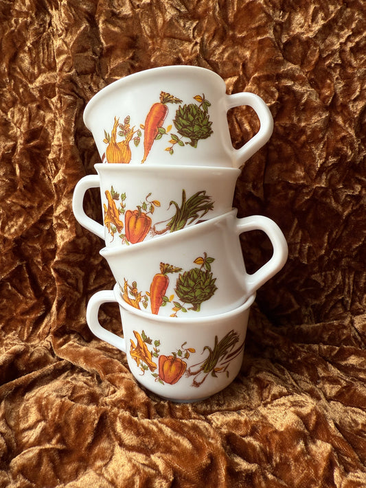 Huit tasses Arcopal France légumes automne