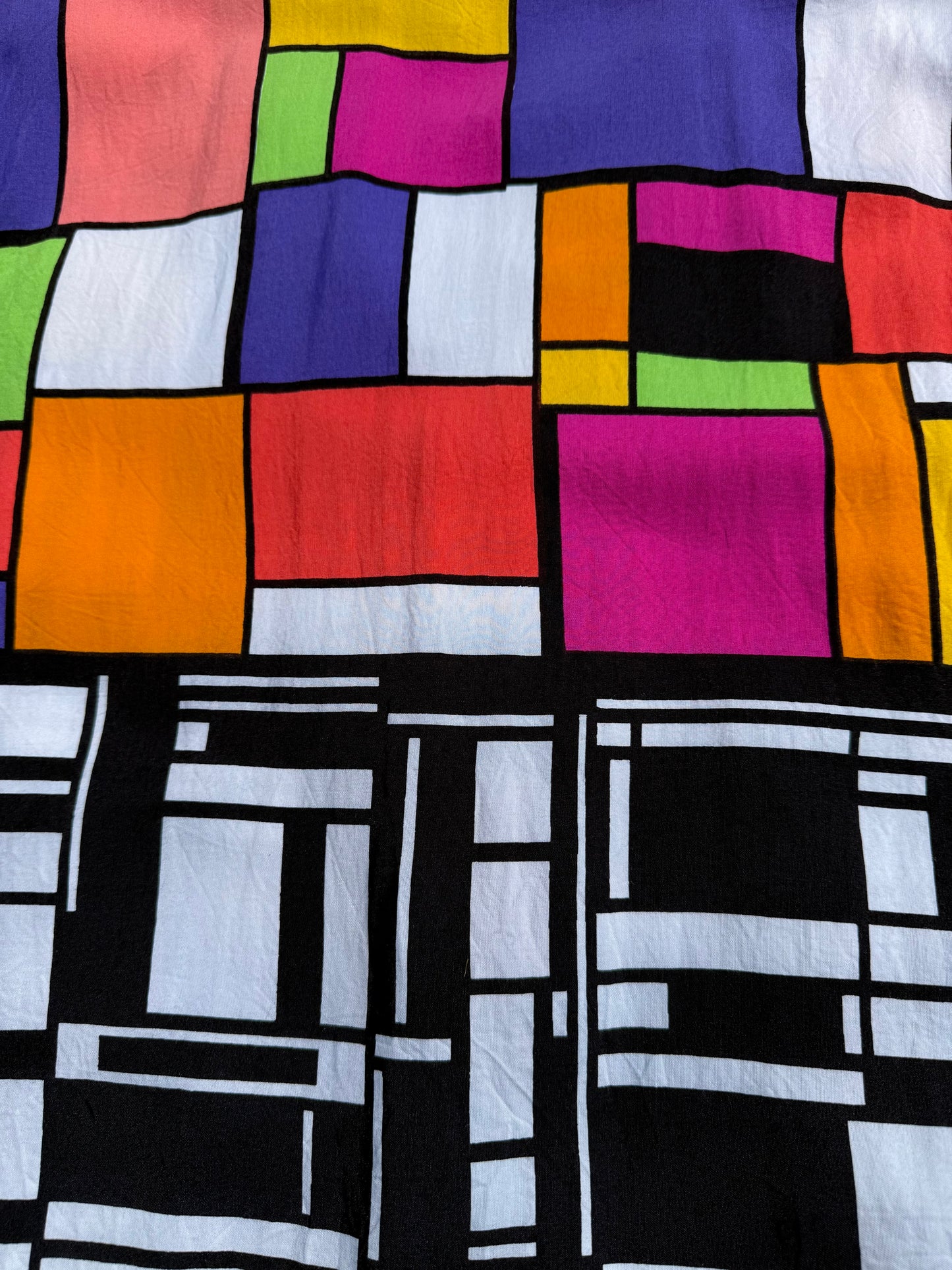 Chemise à manches courtes motifs géométriques colorés T.M-L-XL