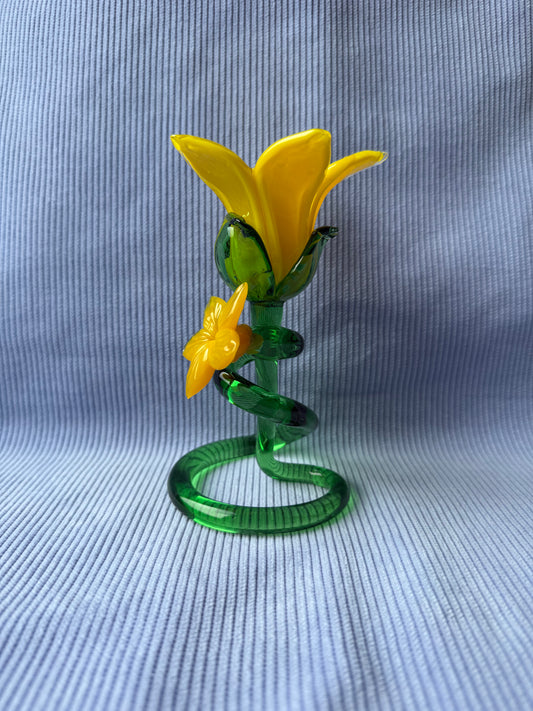 Fleur jaune en verre avec tige en spirale taille moyenne