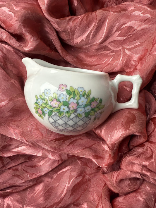 Pot à lait / crème / sauce en porcelaine Jacques Coeur France