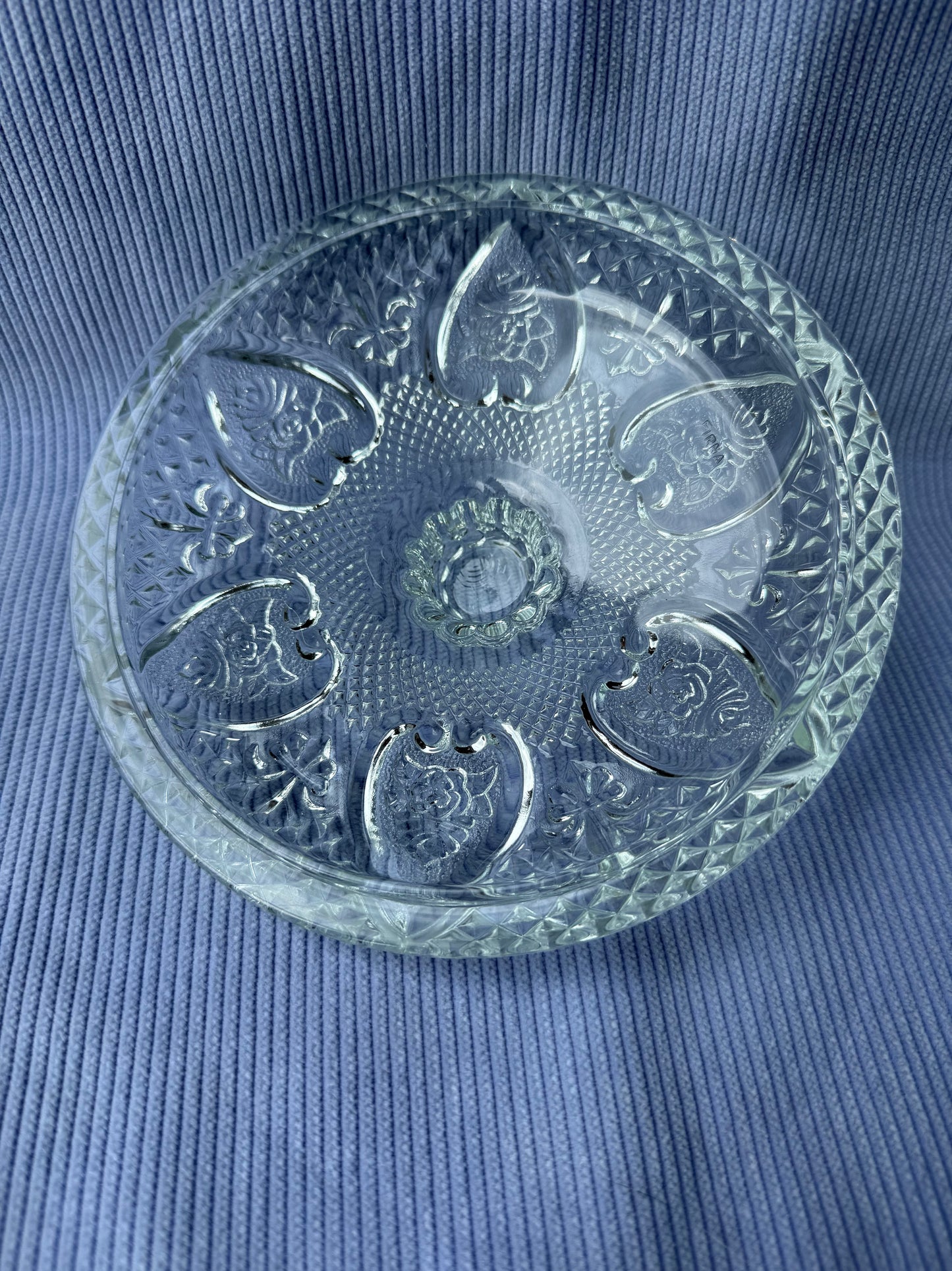Bonbonnière ronde vintage coeurs & roses en verre Firna Indonesia