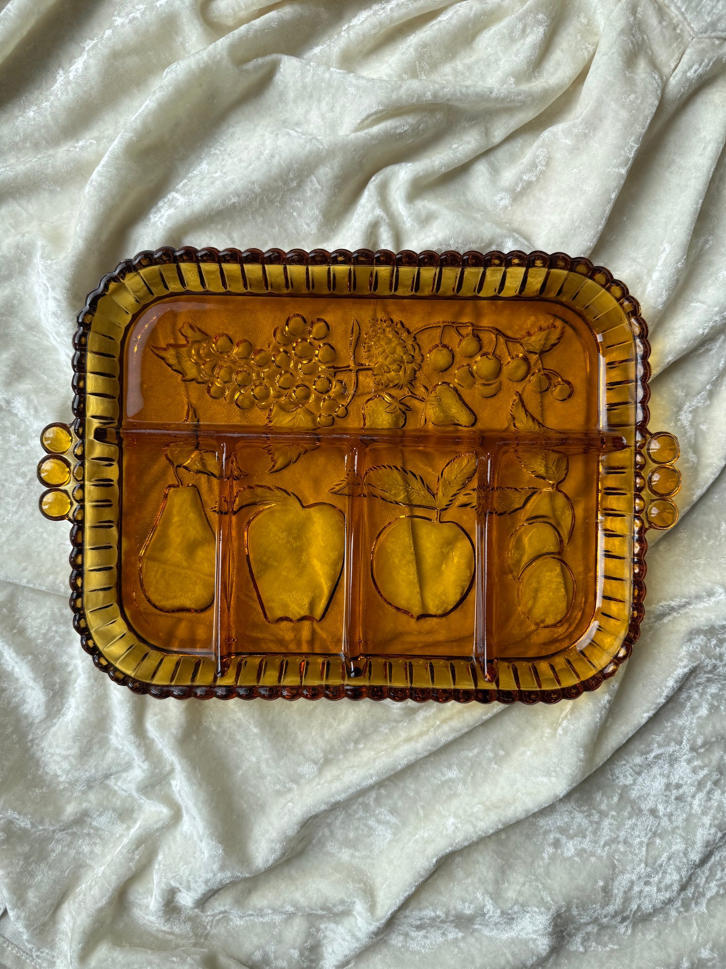 Plateau en verre jaune / ambré compartimenté Indiana Carnival Glass