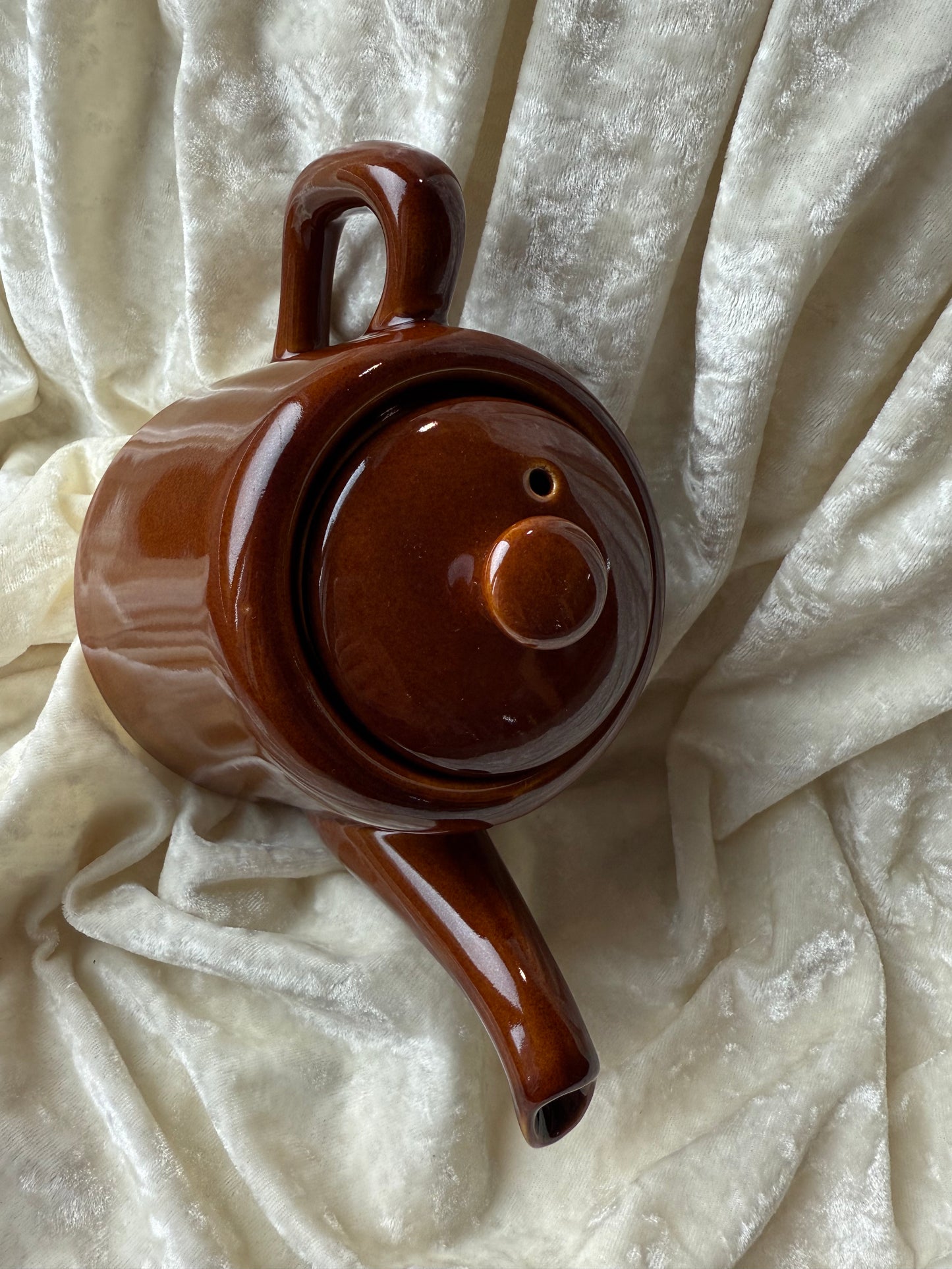Théière vintage marron en céramique