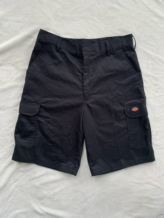 Short noir Dickies neuf T.42