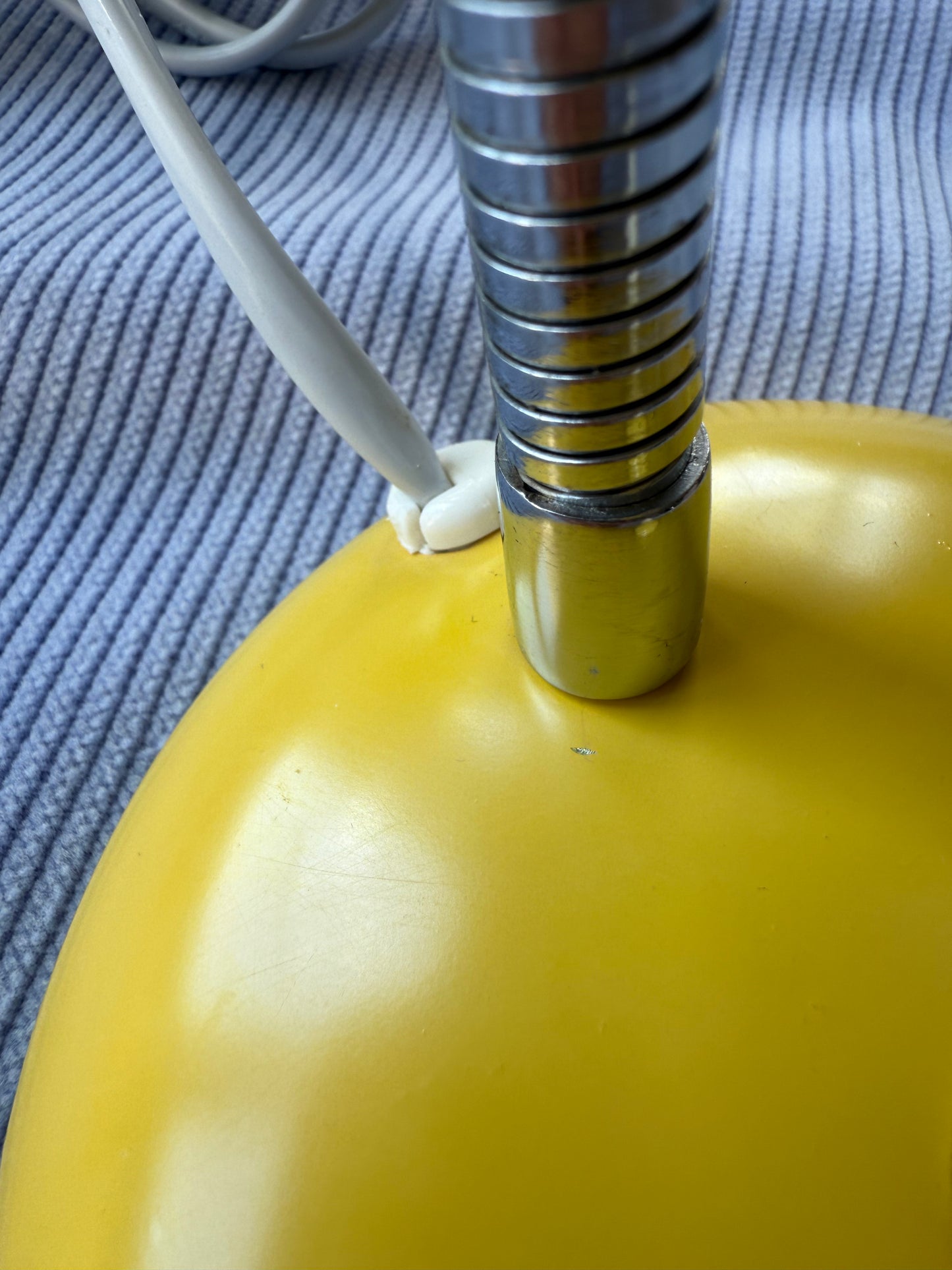 Lampe cocotte jaune Igor Paris