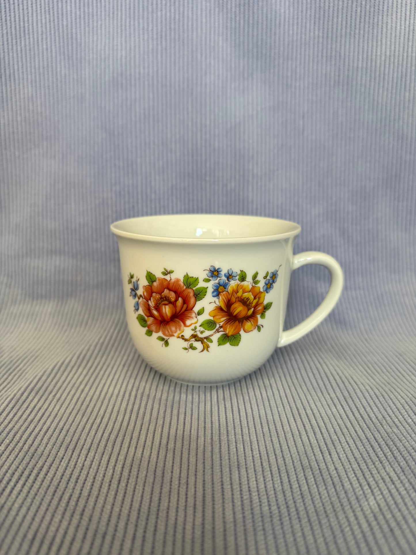 Tasse fleurie en porcelaine Kronester Bavaria West-Germany