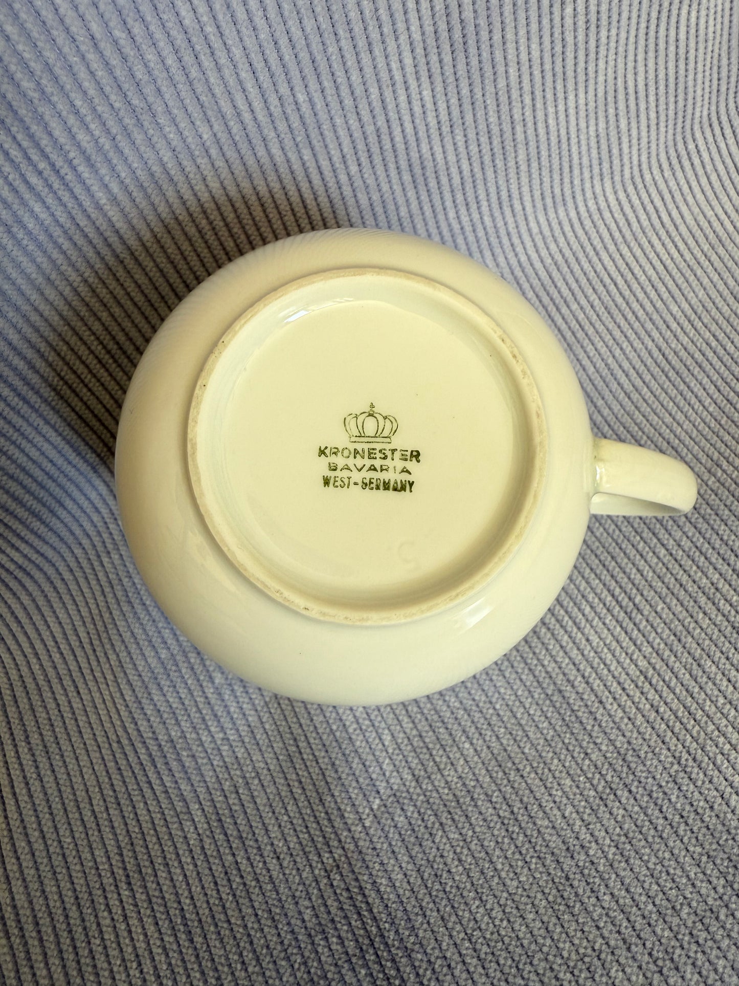Tasse fleurie en porcelaine Kronester Bavaria West-Germany