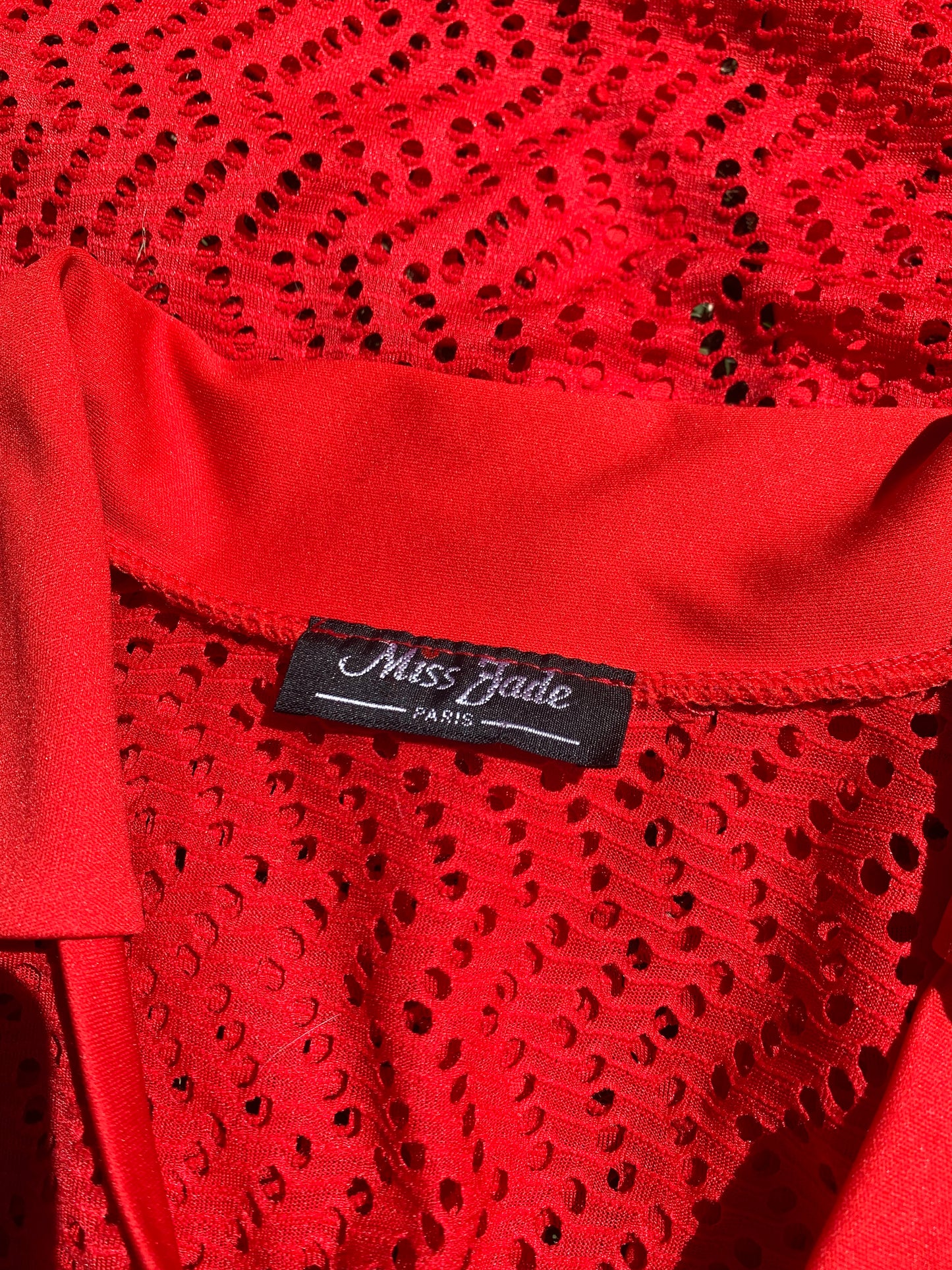 Haut rouge en mailles synthétiques T.M