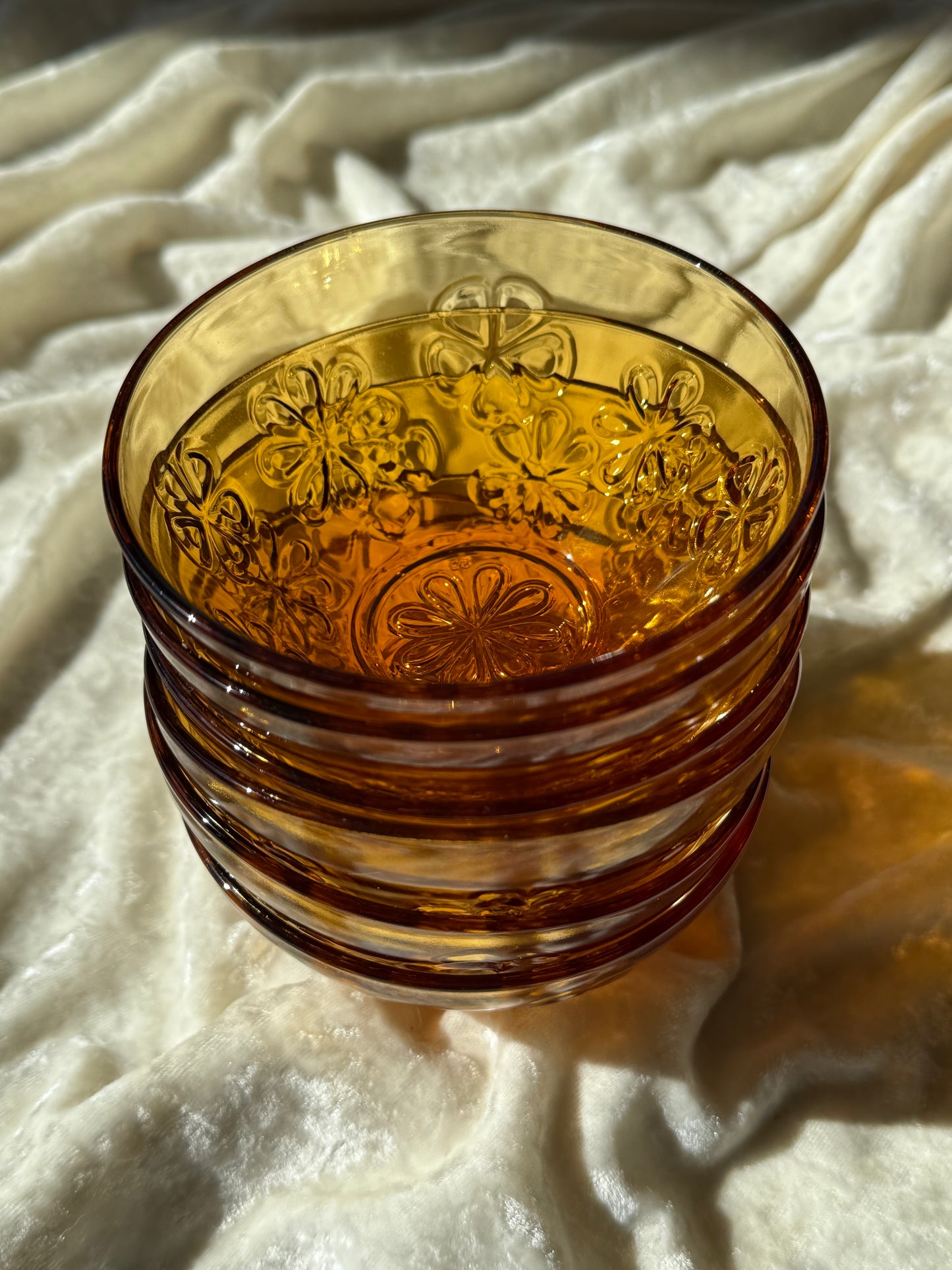 Six bols Vereco Daisy Flower en verre ambré 70s