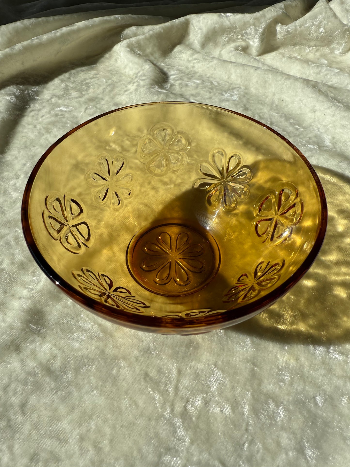 Six bols Vereco Daisy Flower en verre ambré 70s