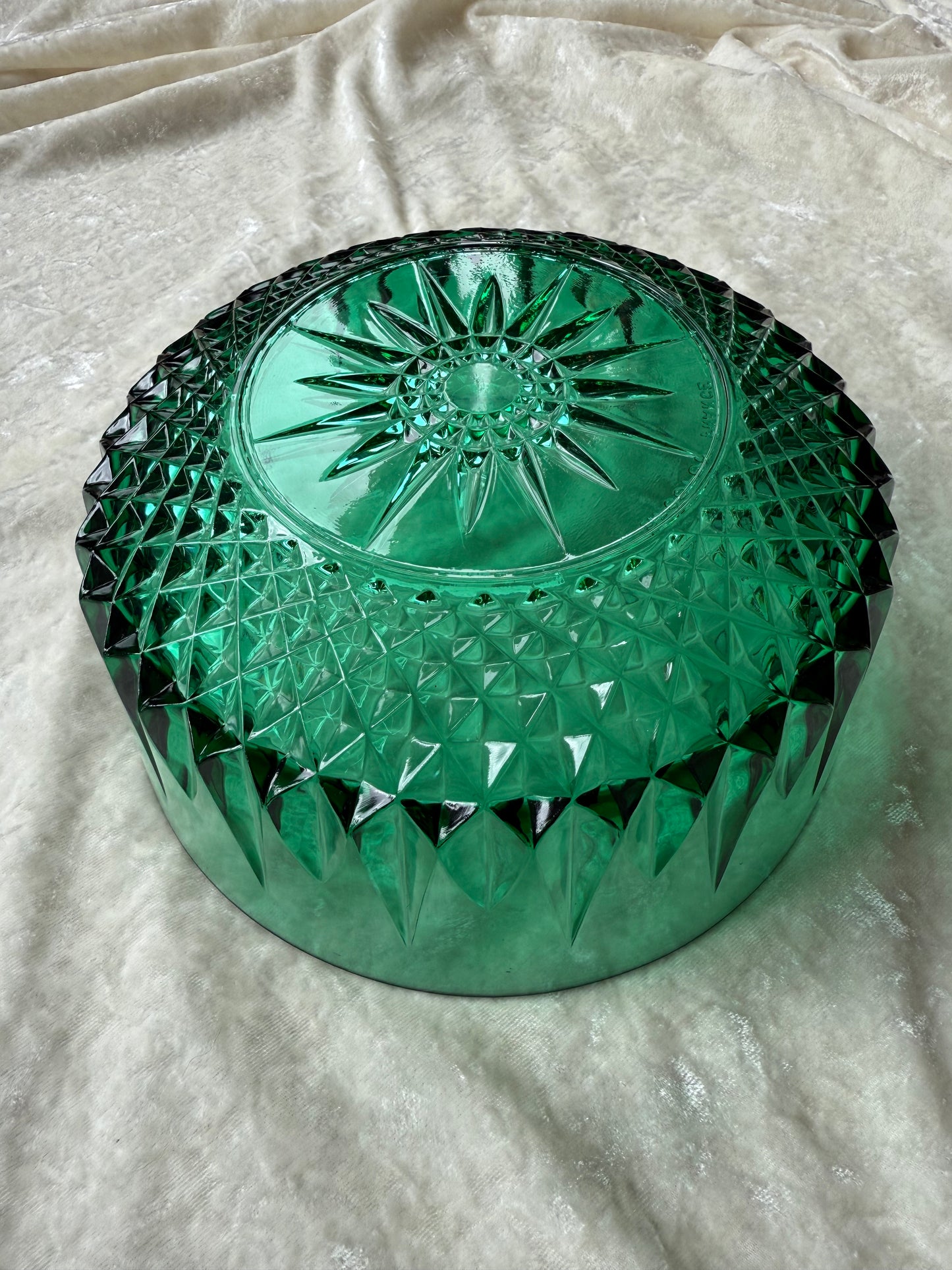 Saladier en verre Arcoroc France vert émeraude