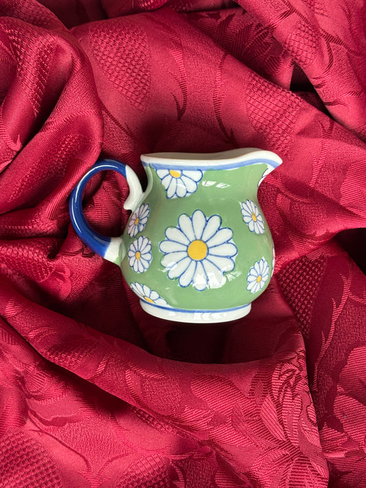 Petit pot en céramique avec bec verseur fleurs peintes à la main