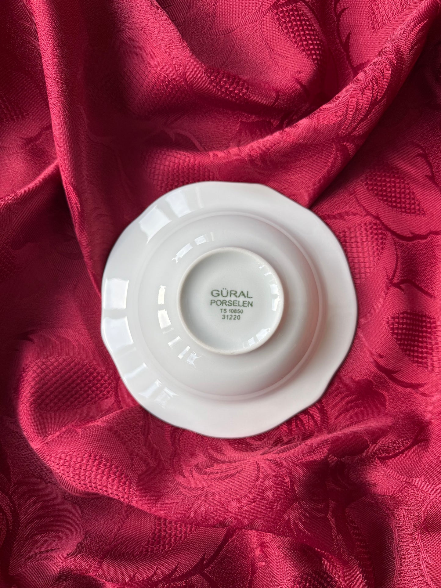 Lot de cinq ou dix bols en porcelaine Güral Porselen