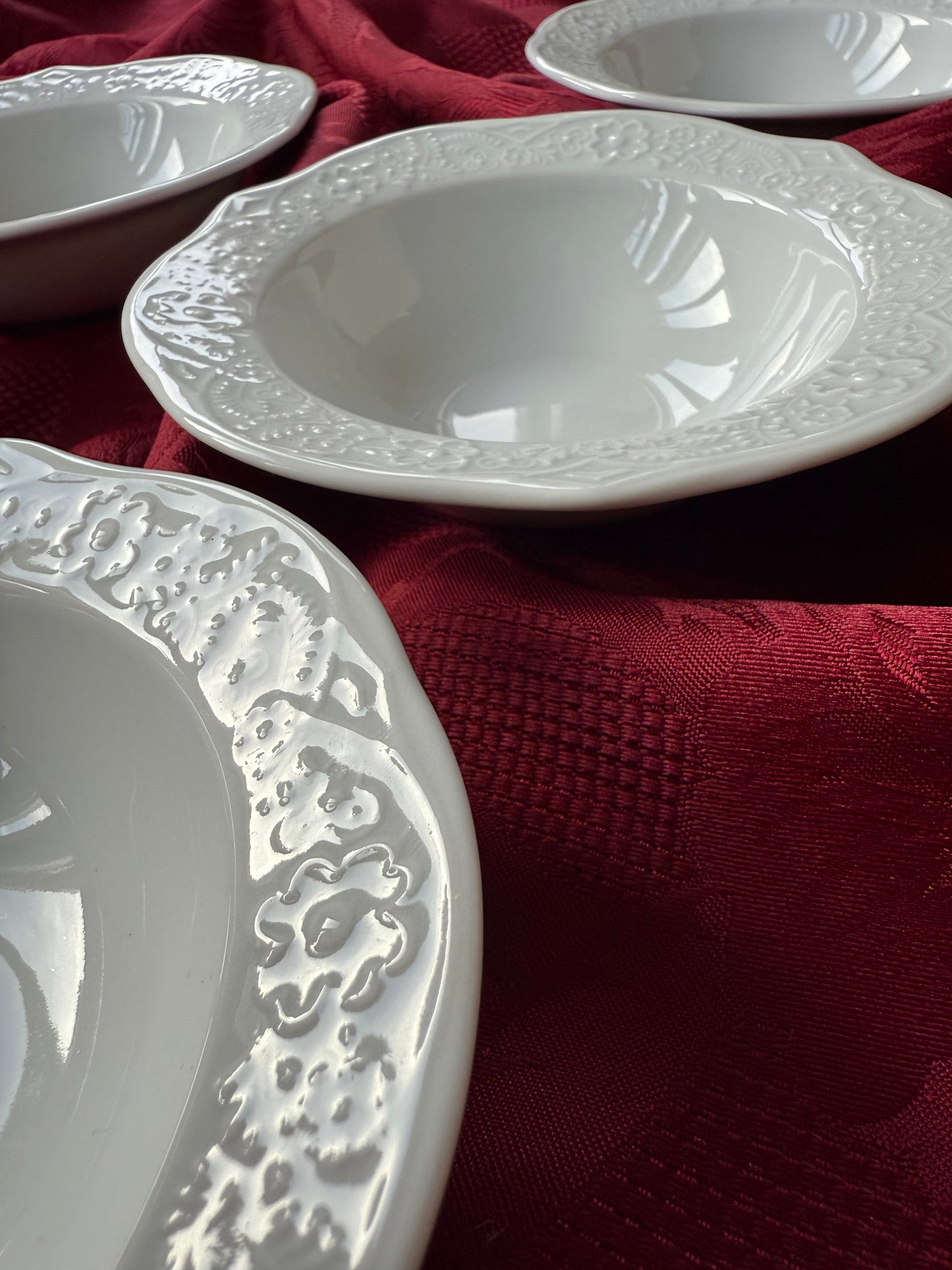 Lot de cinq ou dix bols en porcelaine Güral Porselen