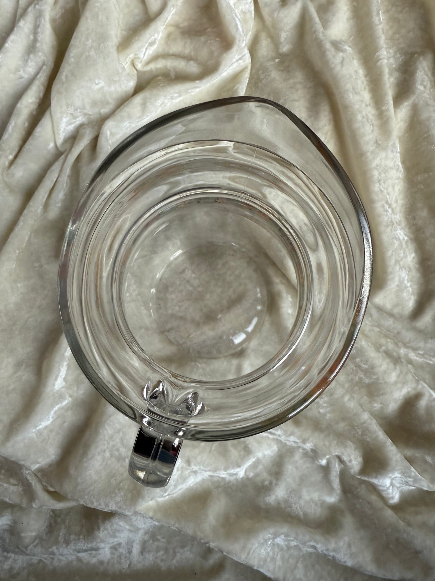 Carafe vintage en verre motifs d'automne France