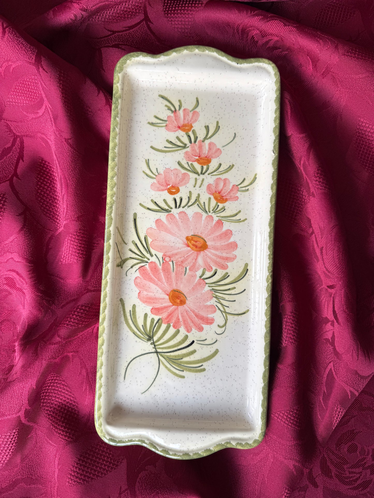 Plat à cake rectangulaire en céramique Atelier Branchard peintures fleurs