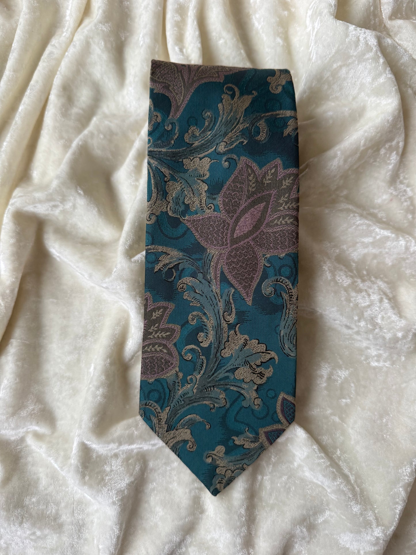 Cravate Fred Gil Paris motif floral