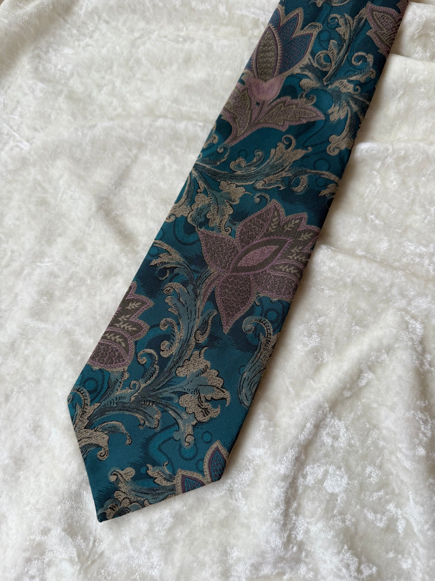 Cravate Fred Gil Paris motif floral